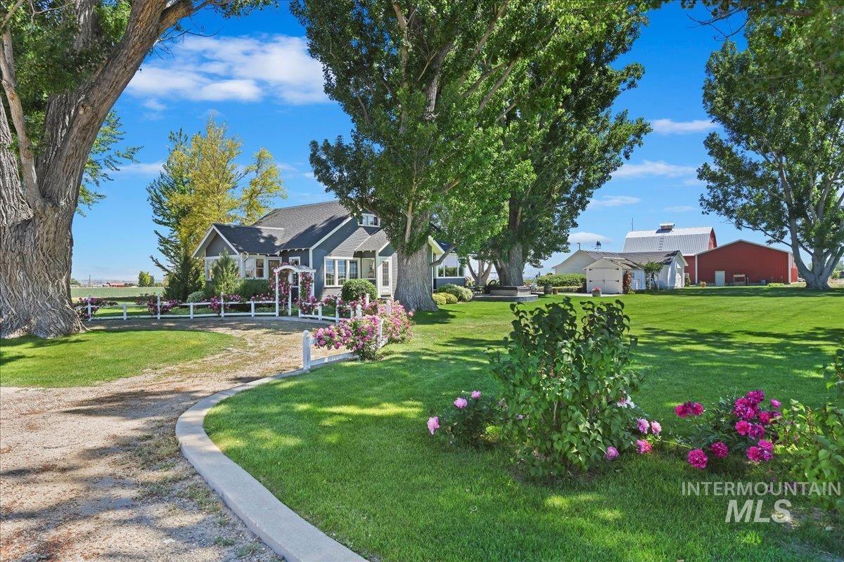 19234 Top Road, Caldwell, Idaho 83607, 3 Bedrooms, 2 Bathrooms, Residential For Sale, Price $1,199,000,MLS 98965120