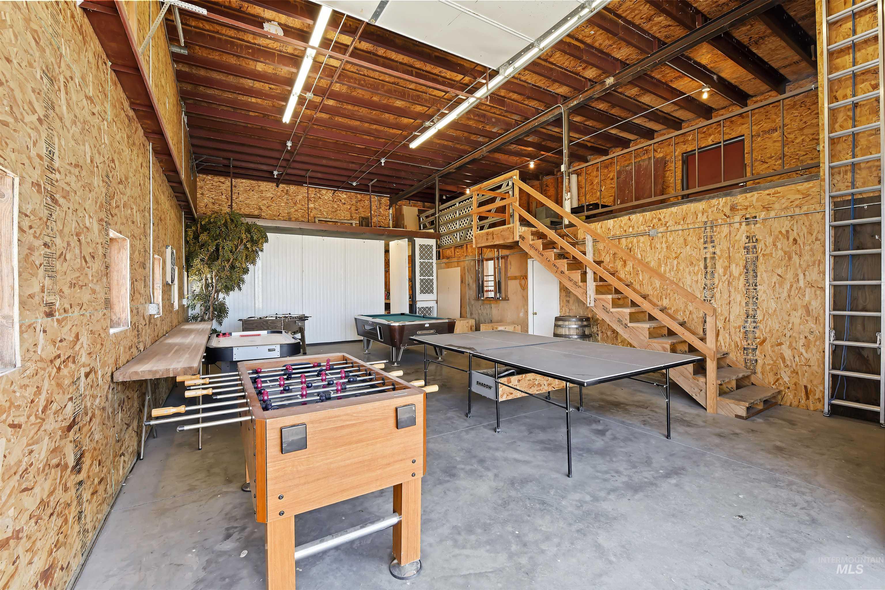 19234 Top Road, Caldwell, Idaho 83607, 3 Bedrooms, 2 Bathrooms, Residential For Sale, Price $1,199,000,MLS 98965120