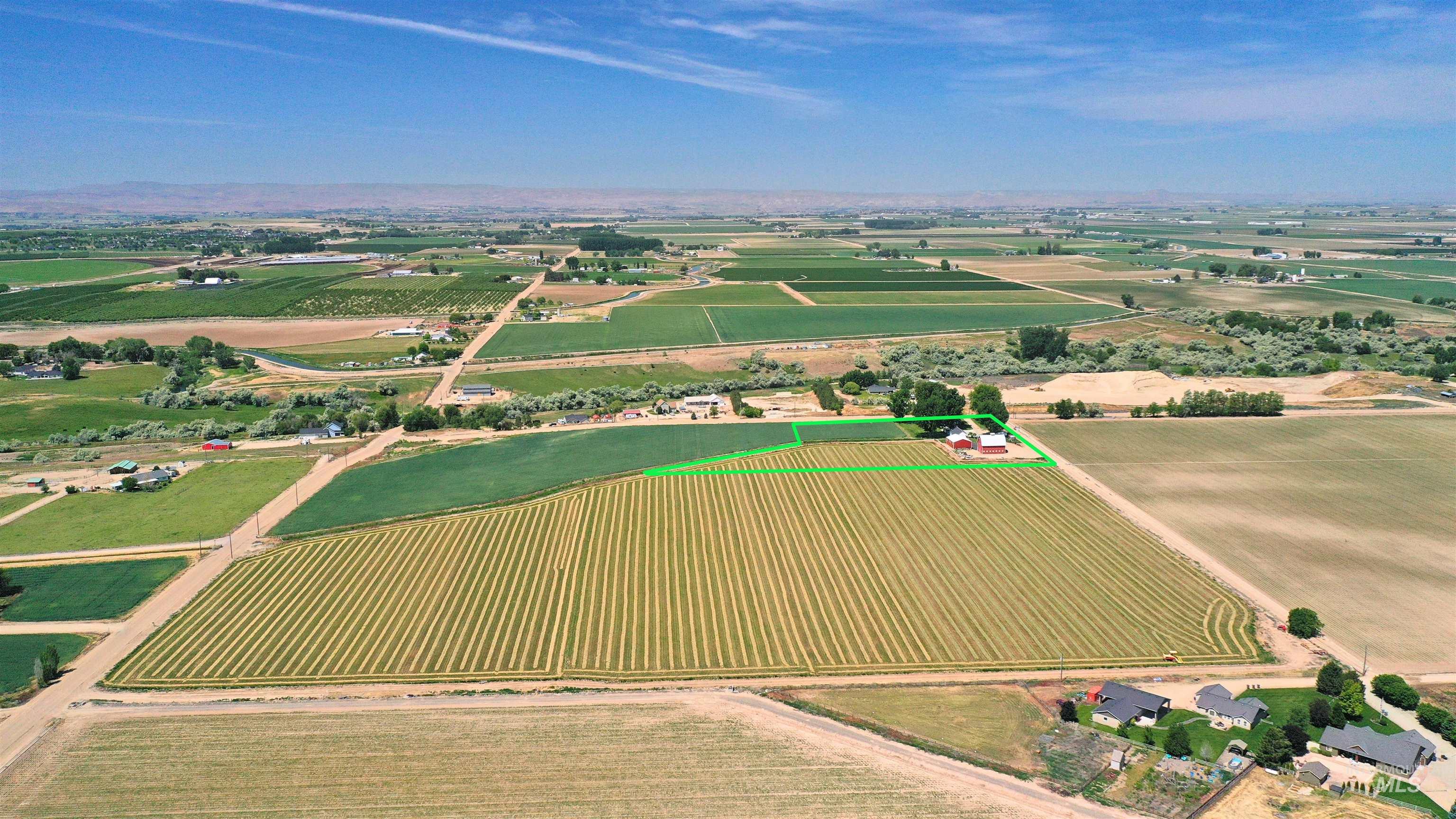 19234 Top Road, Caldwell, Idaho 83607, 3 Bedrooms, 2 Bathrooms, Residential For Sale, Price $1,199,000,MLS 98965120