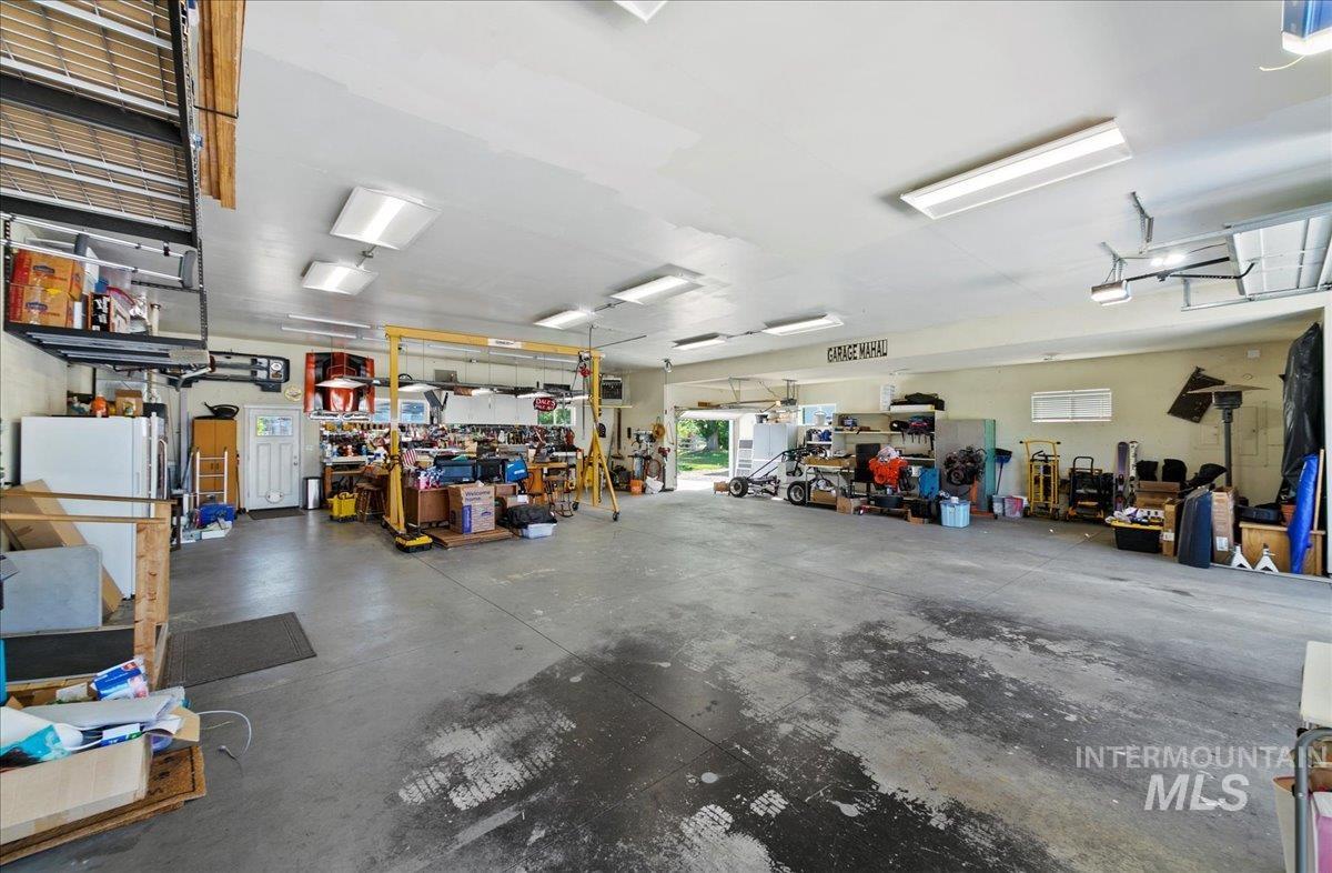 4019 E Man O War Dr, Nampa, Idaho 83686, 4 Bedrooms, 2.5 Bathrooms, Residential For Sale, Price $896,500,MLS 98965132