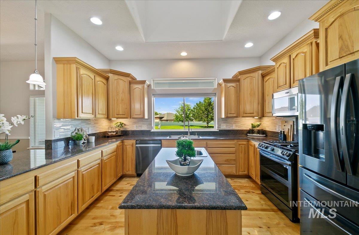 4019 E Man O War Dr, Nampa, Idaho 83686, 4 Bedrooms, 2.5 Bathrooms, Residential For Sale, Price $896,500,MLS 98965132