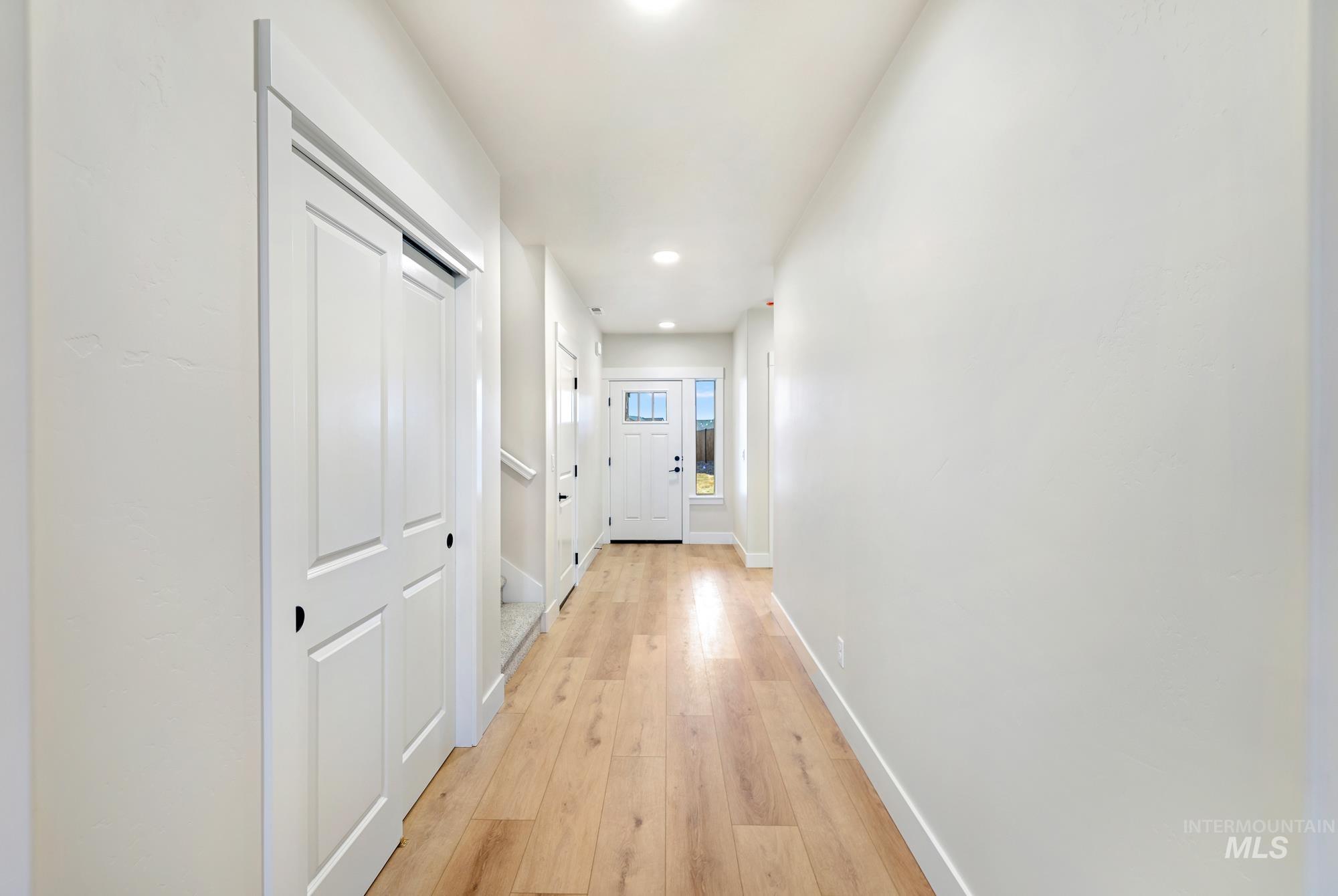 1677 Tule Dr, Twin Falls, Idaho 83301, 3 Bedrooms, 2 Bathrooms, Residential For Sale, Price $454,990, 98965140