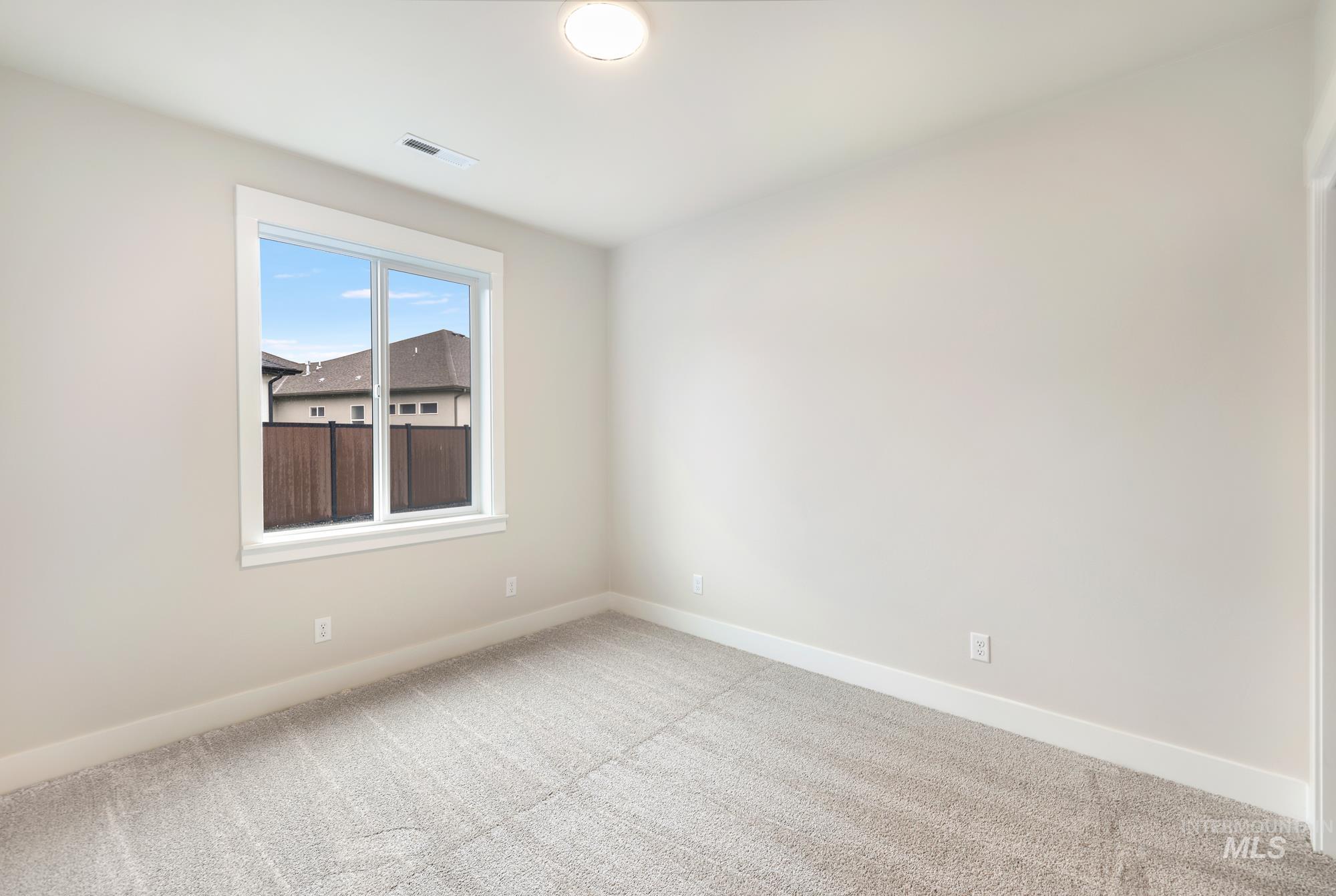 1677 Tule Dr, Twin Falls, Idaho 83301, 3 Bedrooms, 2 Bathrooms, Residential For Sale, Price $454,990, 98965140