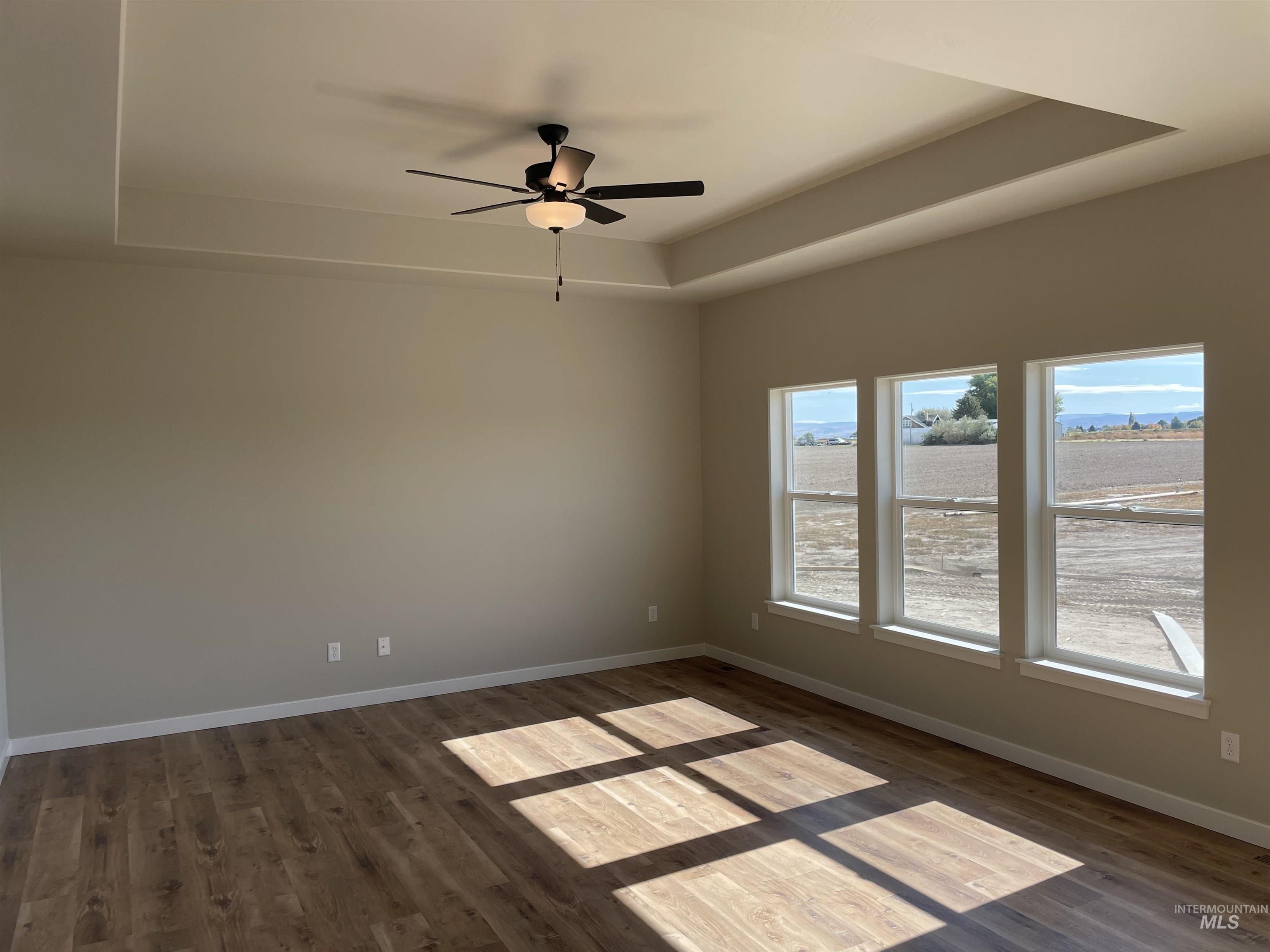 504 Carson Dr, Twin Falls, Idaho 83301, 3 Bedrooms, 2 Bathrooms, Residential For Sale, Price $392,900,MLS 98965141