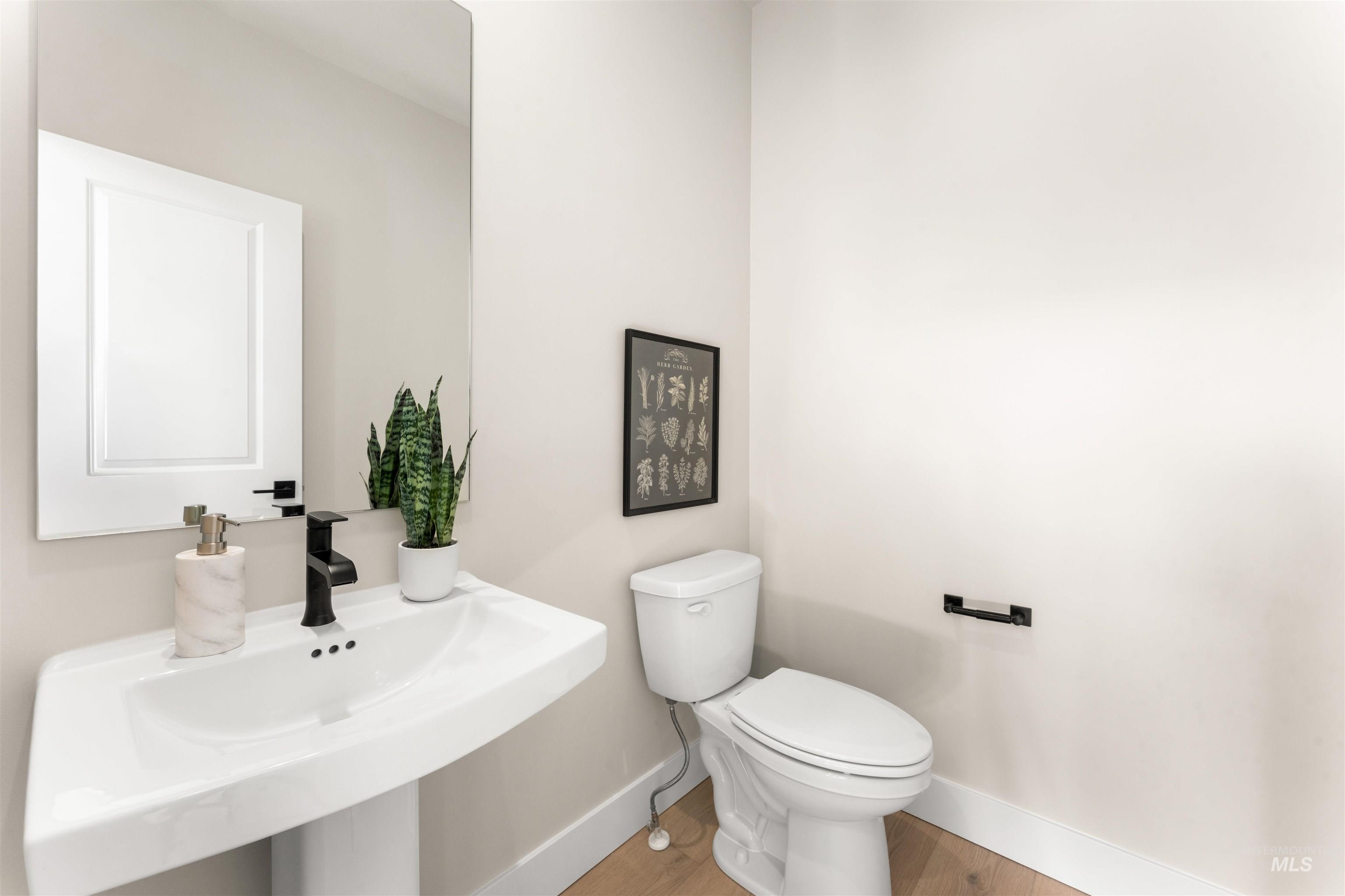 12562 W Meliora Lane, Star, Idaho 83669, 4 Bedrooms, 3.5 Bathrooms, Residential For Sale, Price $830,990,MLS 98965146