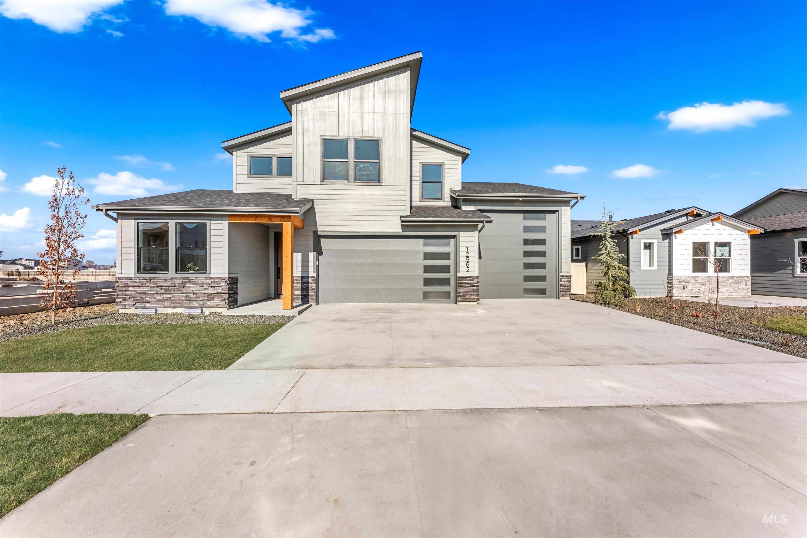 12562 W Meliora Lane, Star, Idaho 83669, 4 Bedrooms, 3.5 Bathrooms, Residential For Sale, Price $830,990,MLS 98965146