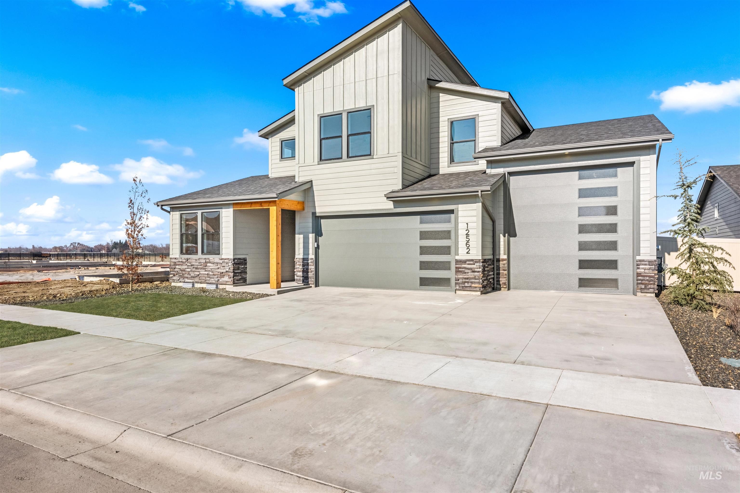 12562 W Meliora Lane, Star, Idaho 83669, 4 Bedrooms, 3.5 Bathrooms, Residential For Sale, Price $829,990,MLS 98965146