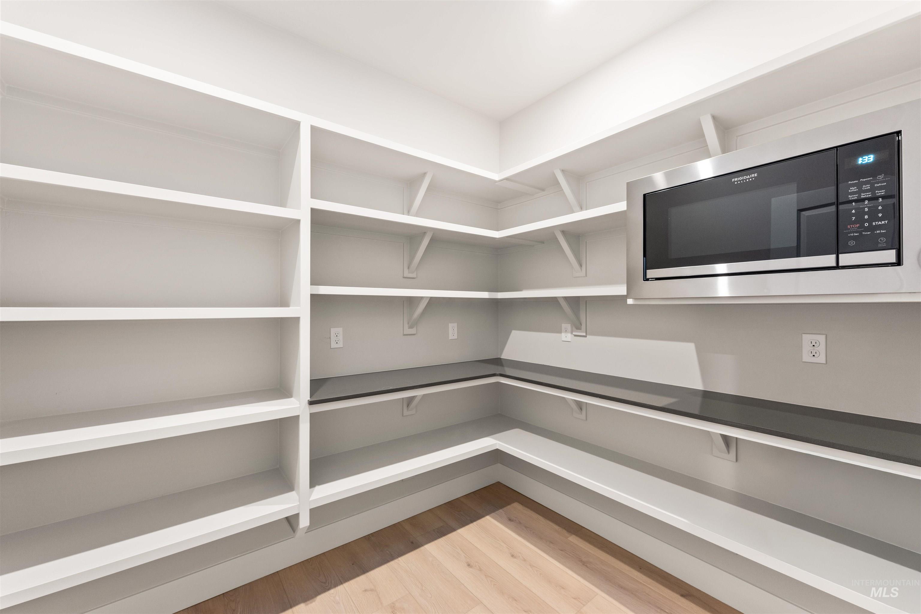 12562 W Meliora Lane, Star, Idaho 83669, 4 Bedrooms, 3.5 Bathrooms, Residential For Sale, Price $830,990,MLS 98965146