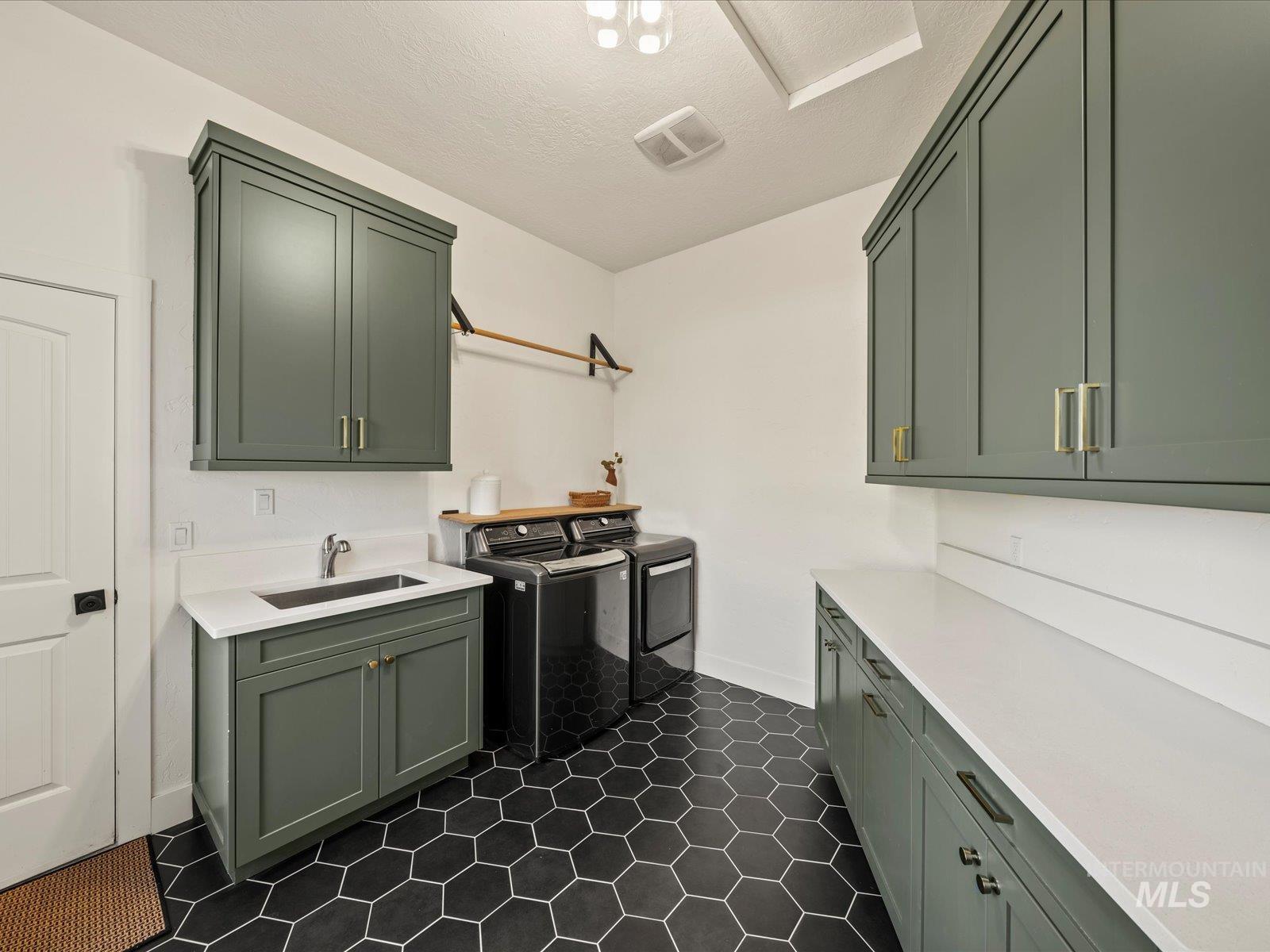 6255 S Tarrega Ln, Meridian, Idaho 83642, 4 Bedrooms, 3.5 Bathrooms, Residential For Sale, Price $1,799,900,MLS 98965153