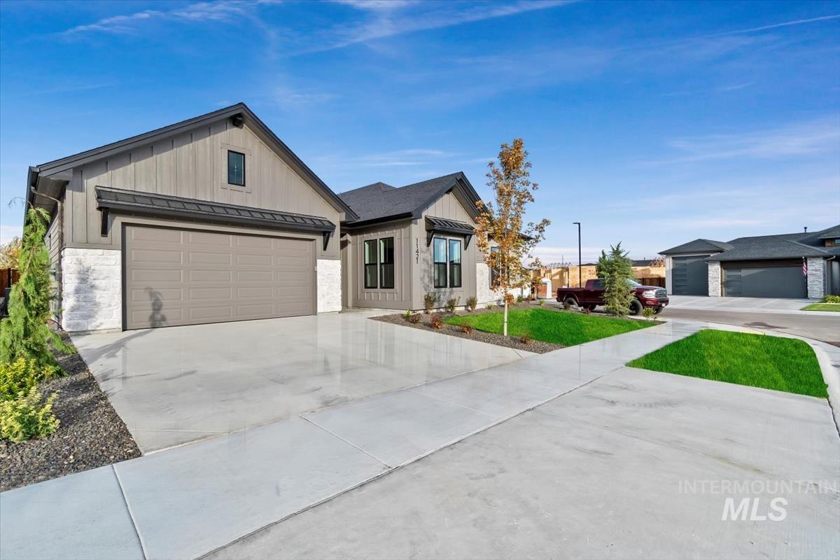11421 S Saylis, Kuna, Idaho 83634, 4 Bedrooms, 4 Bathrooms, Residential For Sale, Price $859,880,MLS 98965166