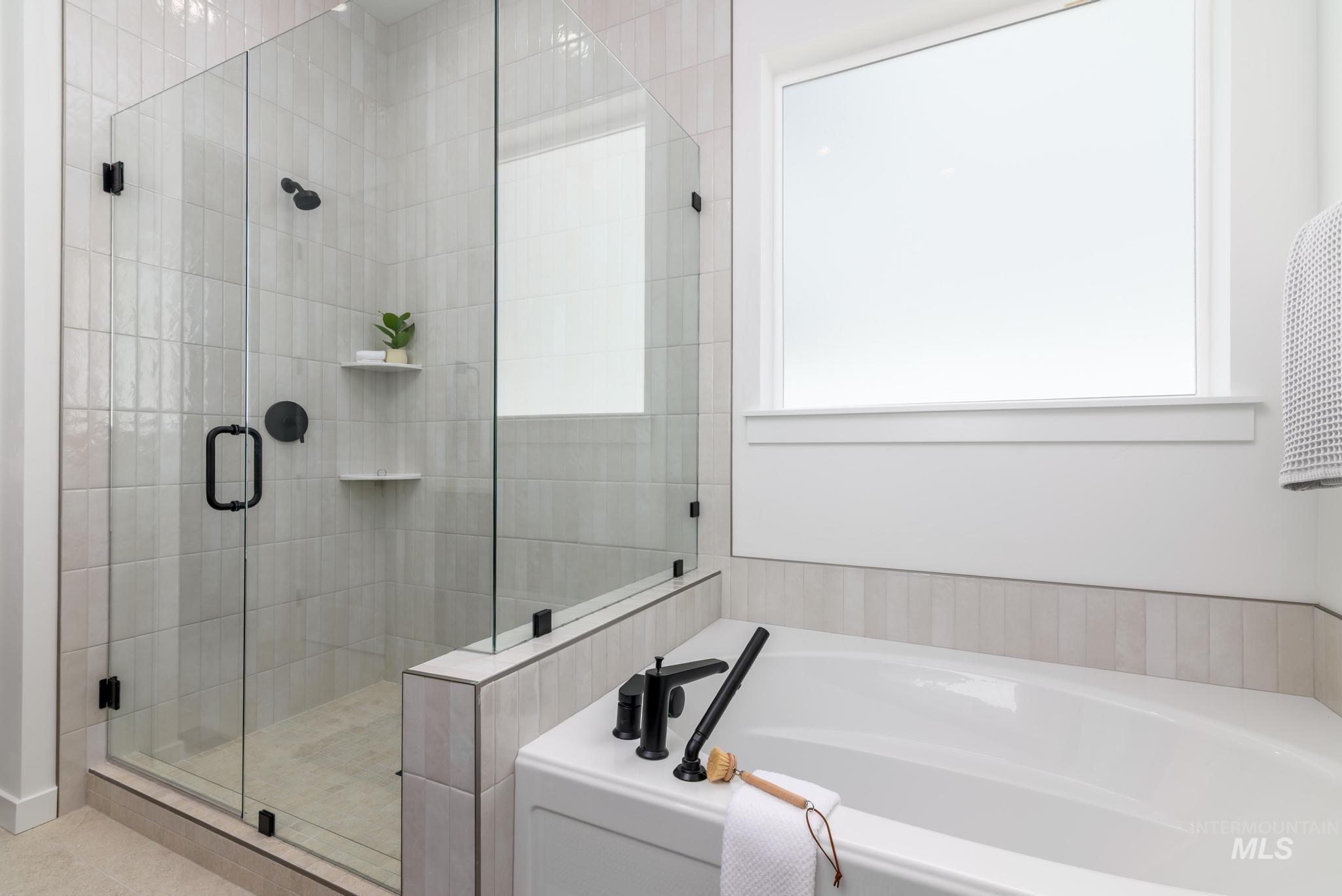 15086 Steel Cloud Ave, Caldwell, Idaho 83607, 3 Bedrooms, 2.5 Bathrooms, Residential For Sale, Price $525,000,MLS 98965183