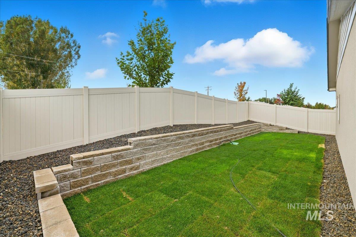 1367 E Andes Dr, Kuna, Idaho 83634, 3 Bedrooms, 2 Bathrooms, Residential For Sale, Price $529,900,MLS 98965192