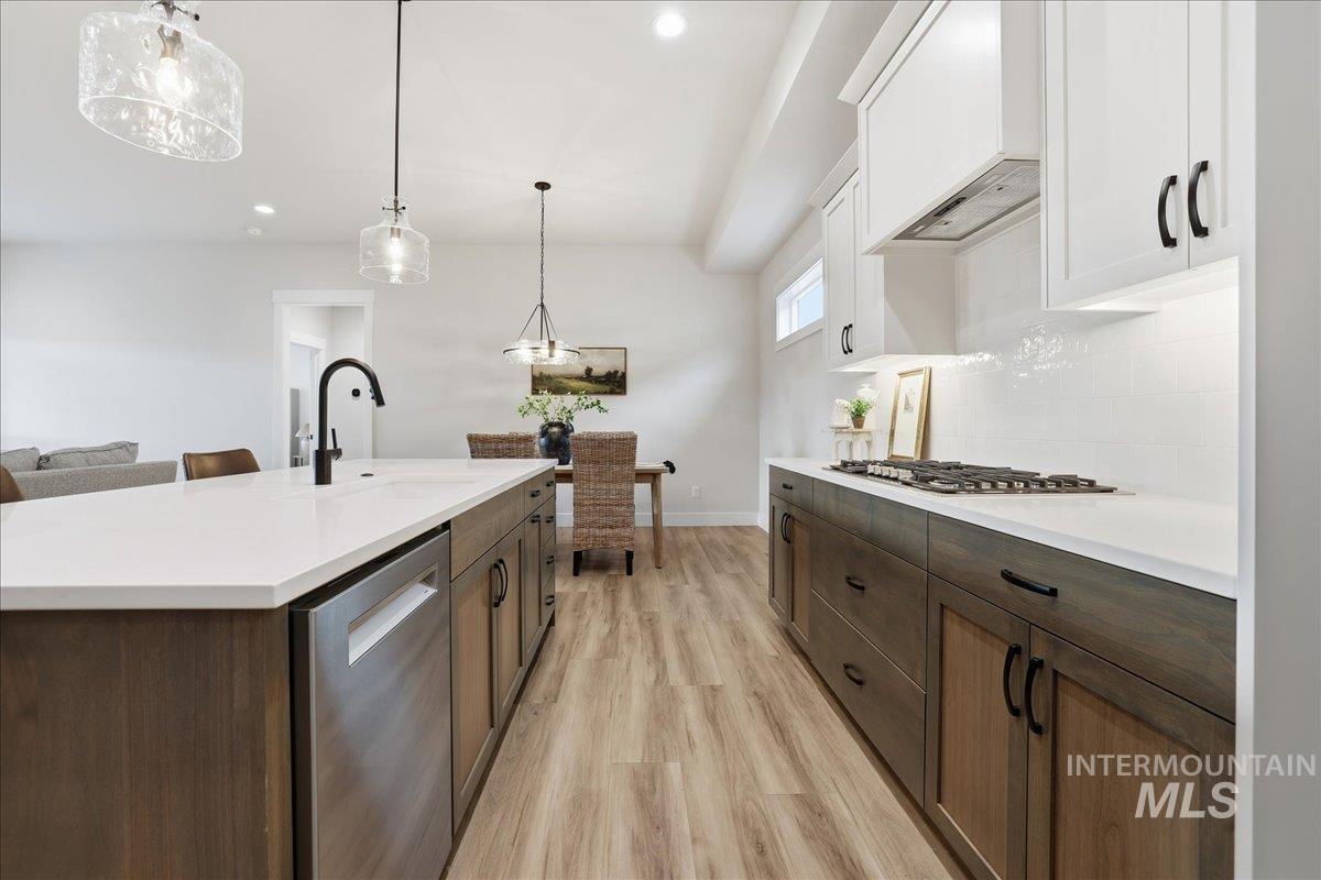 1367 E Andes Dr, Kuna, Idaho 83634, 3 Bedrooms, 2 Bathrooms, Residential For Sale, Price $529,900,MLS 98965192