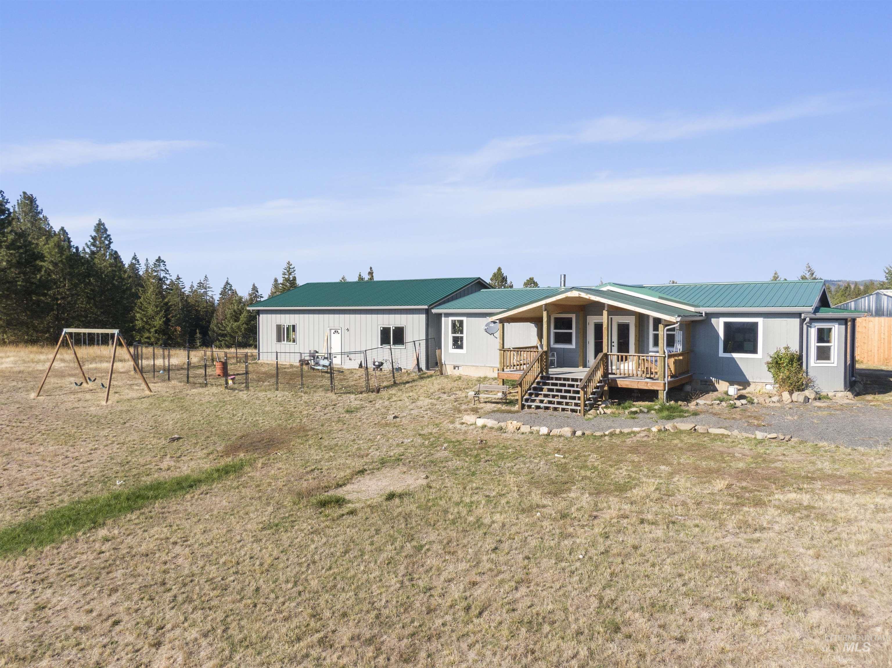 1311 Gold Hill Rd, Princeton, Idaho 83857, 3 Bedrooms, 2 Bathrooms, Residential For Sale, Price $589,000,MLS 98965198