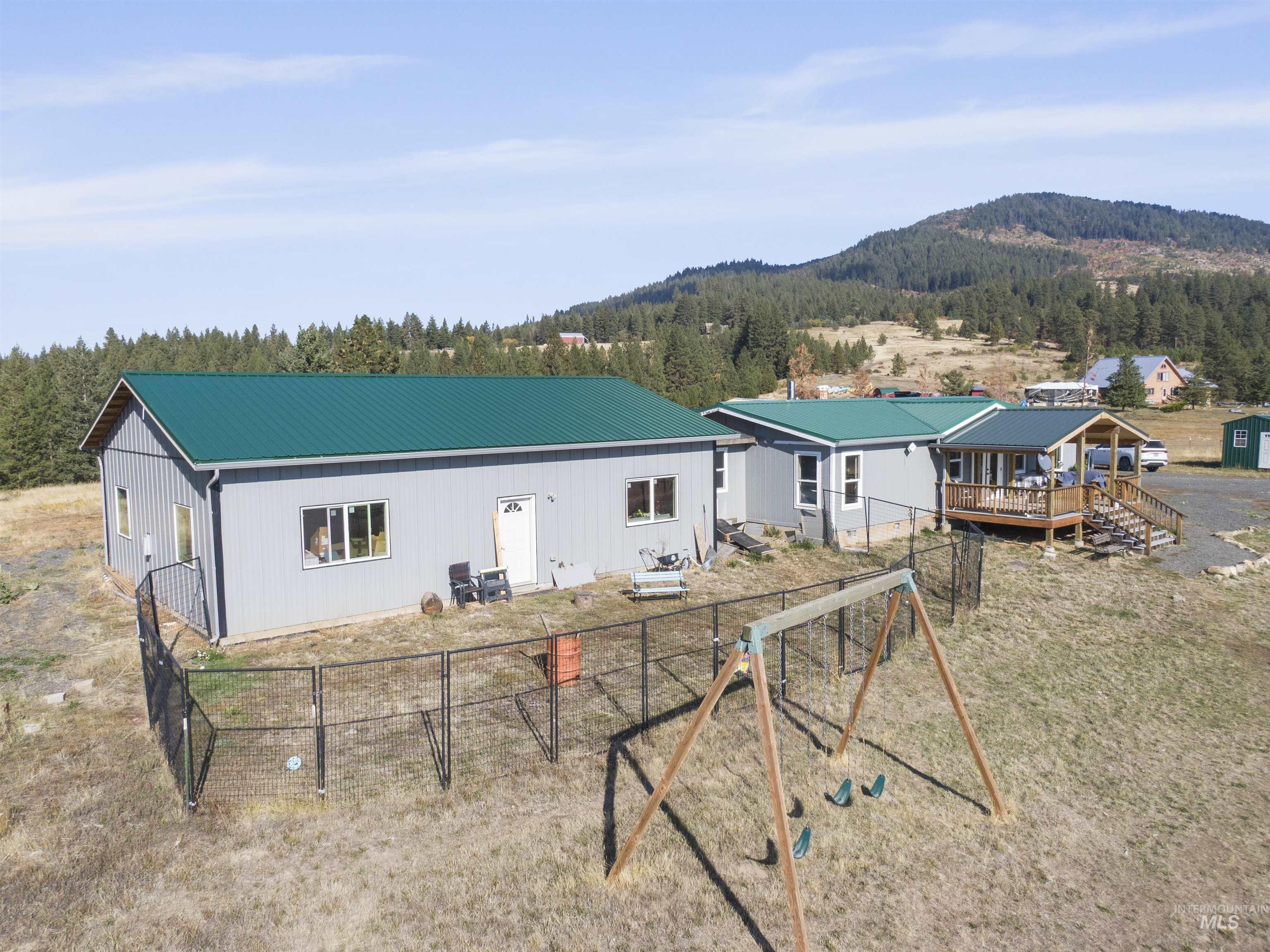 1311 Gold Hill Rd, Princeton, Idaho 83857, 3 Bedrooms, 2 Bathrooms, Residential For Sale, Price $589,000,MLS 98965198