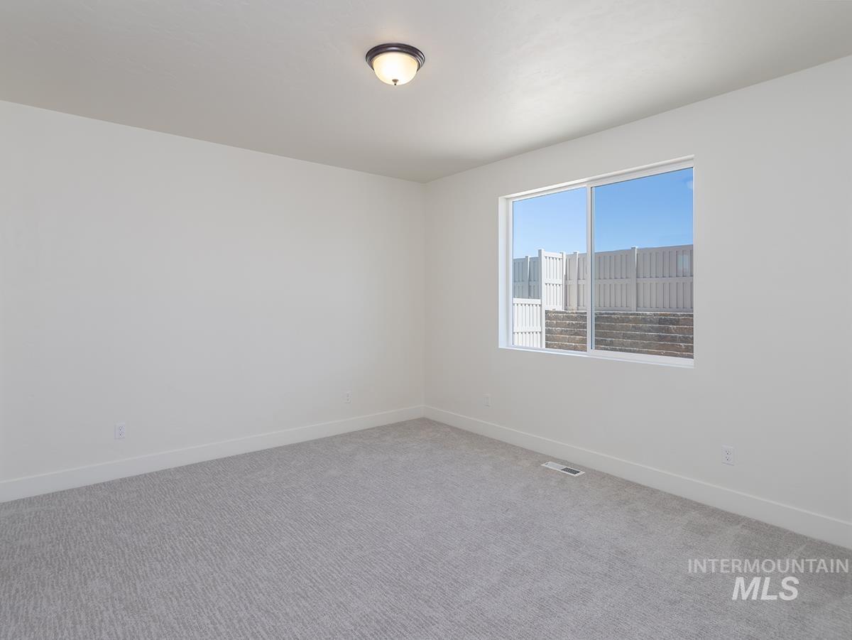 8490 W Millcreek Ct, Star, Idaho 83669, 3 Bedrooms, 2 Bathrooms, Residential For Sale, Price $419,995,MLS 98965203