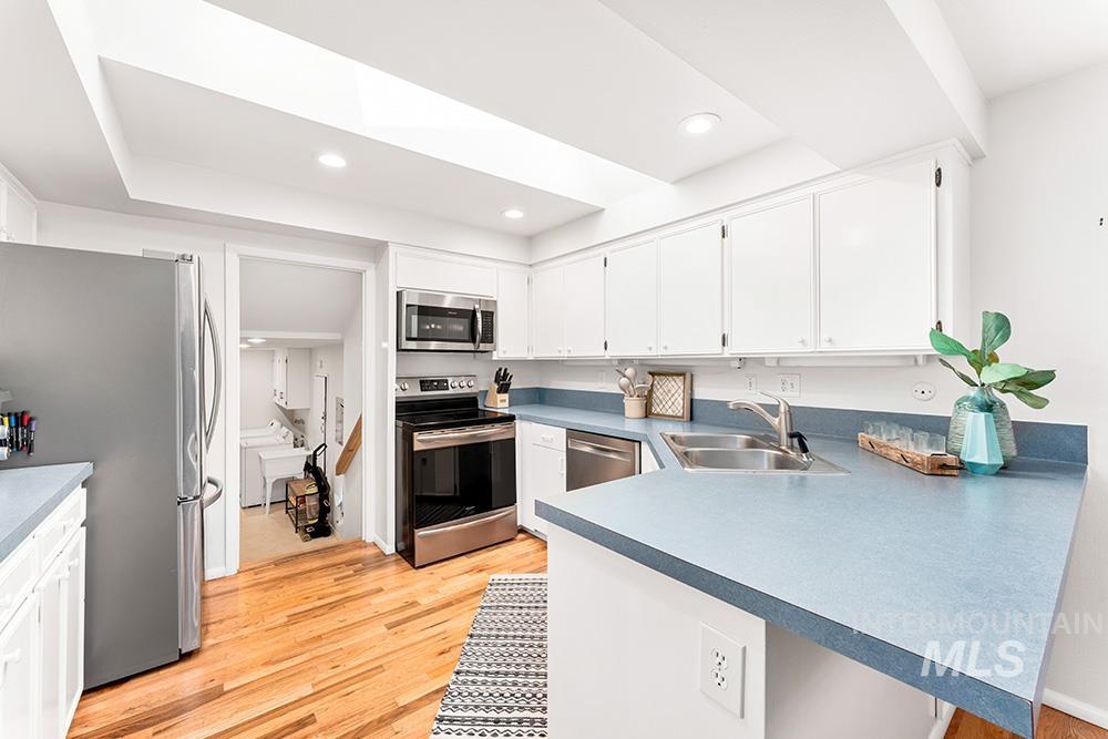 103 W Braemere Rd, Boise, Idaho 83702, 2 Bedrooms, 2 Bathrooms, Residential For Sale, Price $520,000,MLS 98965205