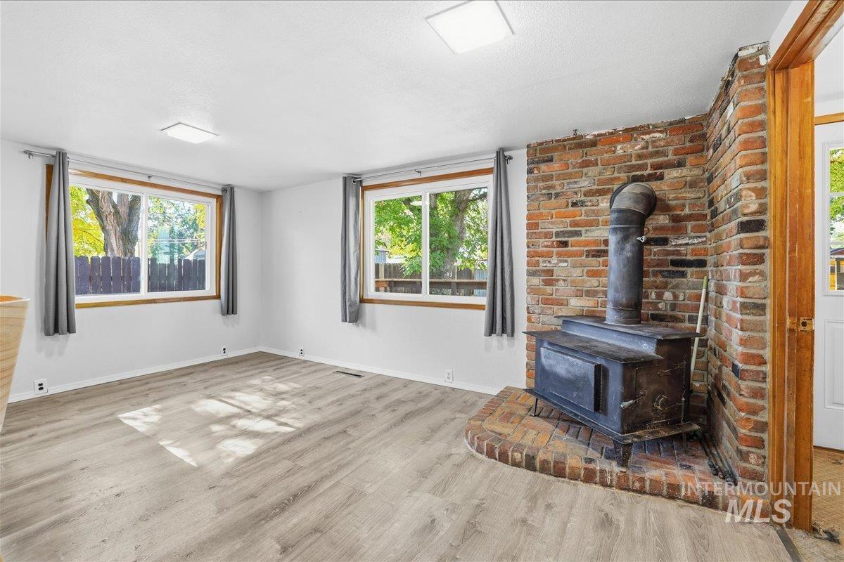 625 N 6th St, Payette, Idaho 83661, 2 Bedrooms, 1.5 Bathrooms, Residential For Sale, Price $289,000,MLS 98965208