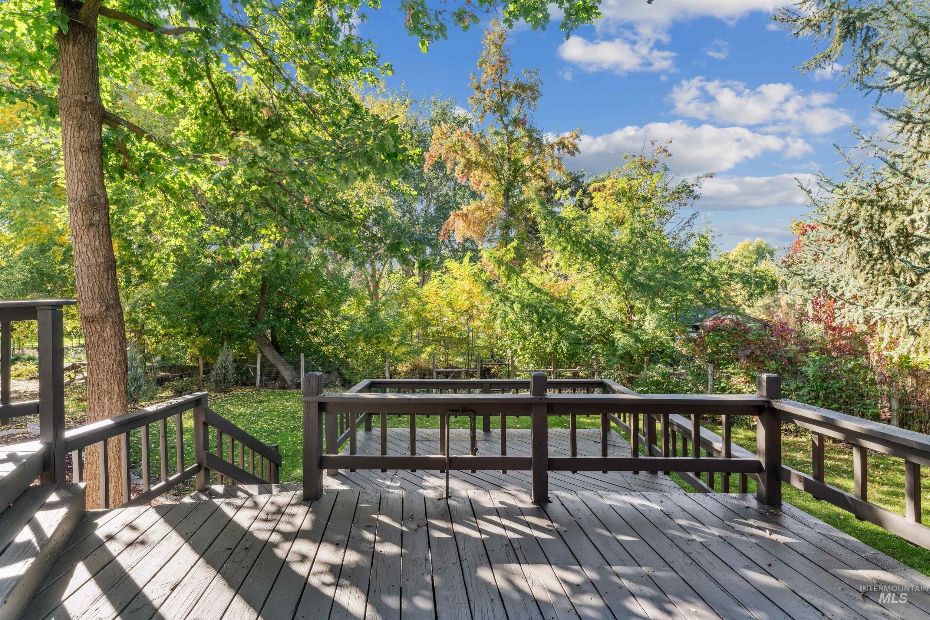 2419 W Hill Road, Boise, Idaho 83702, 4 Bedrooms, 3.5 Bathrooms, Residential For Sale, Price $775,000,MLS 98965211