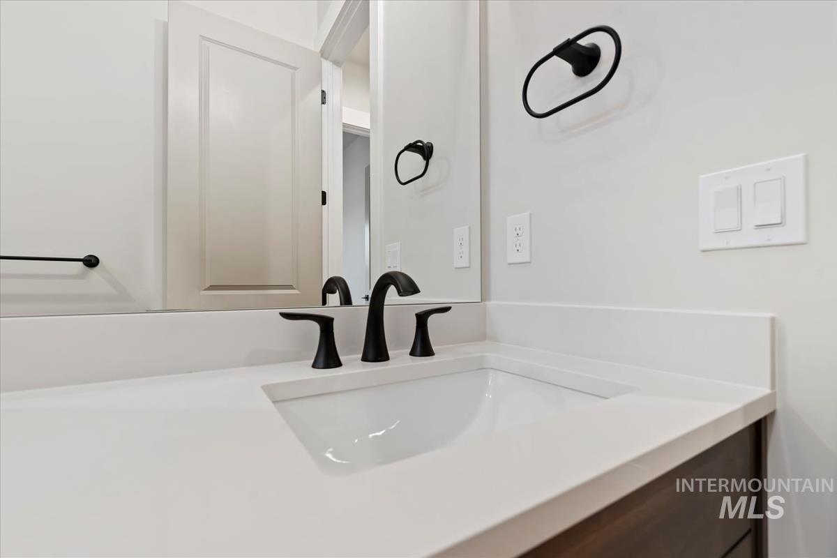 779 W Buroak Dr, Meridian, Idaho 83642, 4 Bedrooms, 3 Bathrooms, Residential For Sale, Price $796,880,MLS 98965224