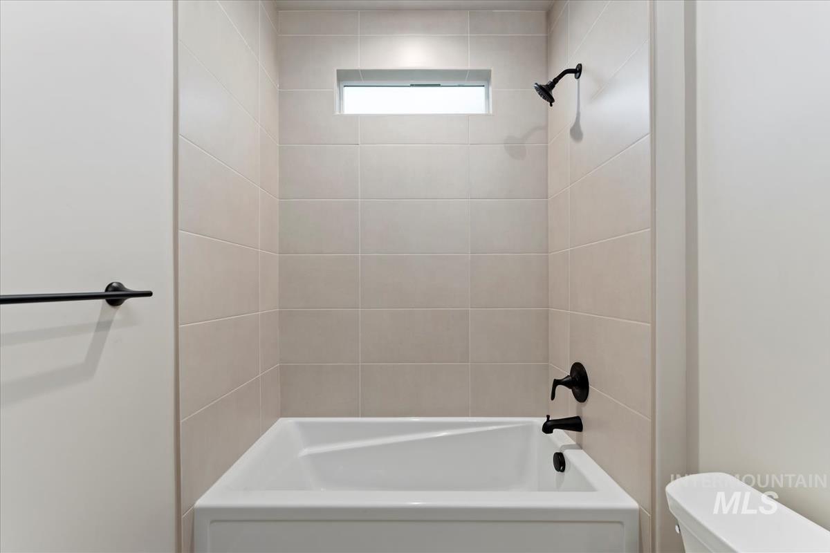 779 W Buroak Dr, Meridian, Idaho 83642, 4 Bedrooms, 3 Bathrooms, Residential For Sale, Price $796,880,MLS 98965224