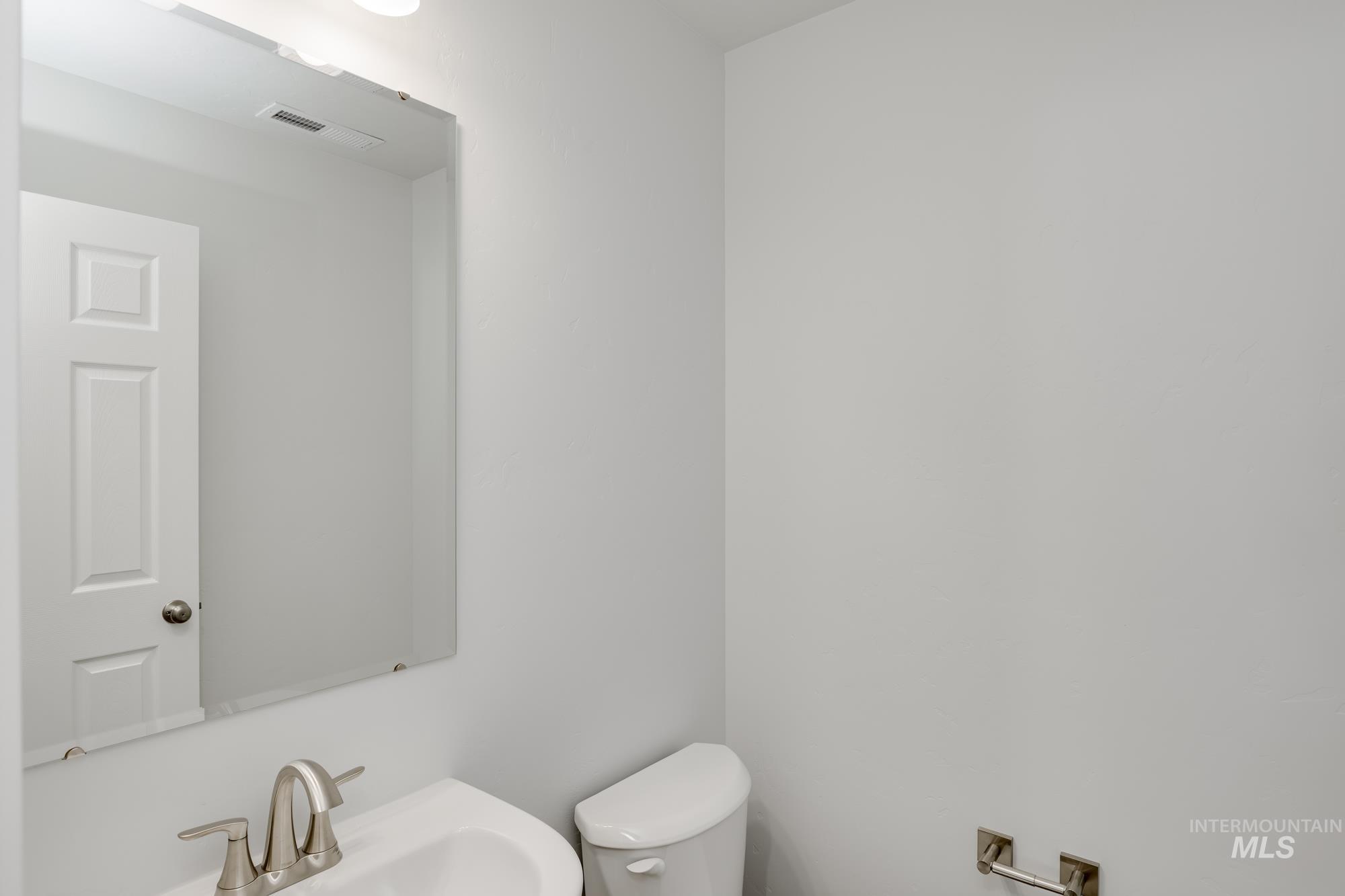 232 Caribou Ct, Horseshoe Bend, Idaho 83629, 3 Bedrooms, 2.5 Bathrooms, Residential For Sale, Price $412,990, 98965239