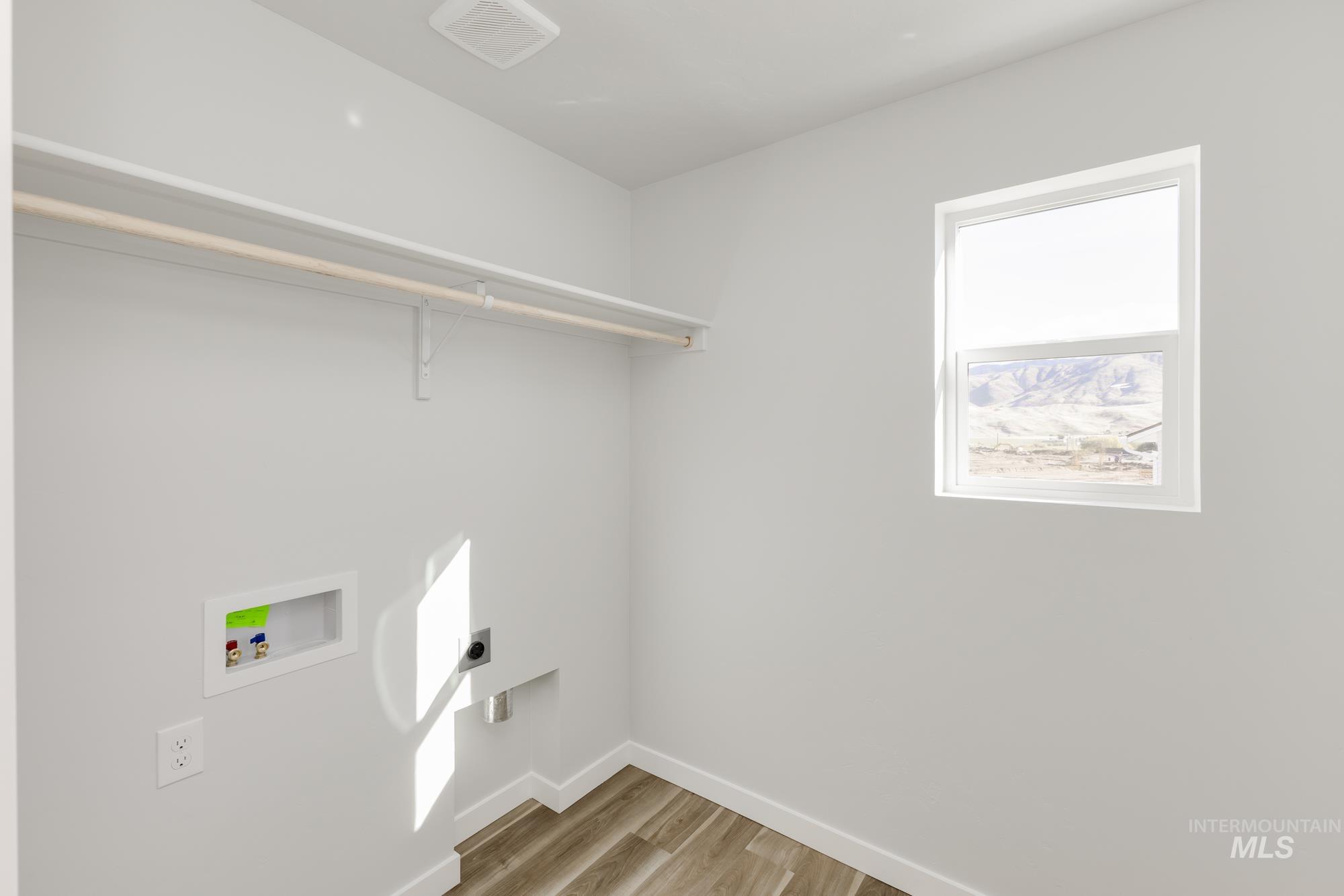 232 Caribou Ct, Horseshoe Bend, Idaho 83629, 3 Bedrooms, 2.5 Bathrooms, Residential For Sale, Price $412,990, 98965239