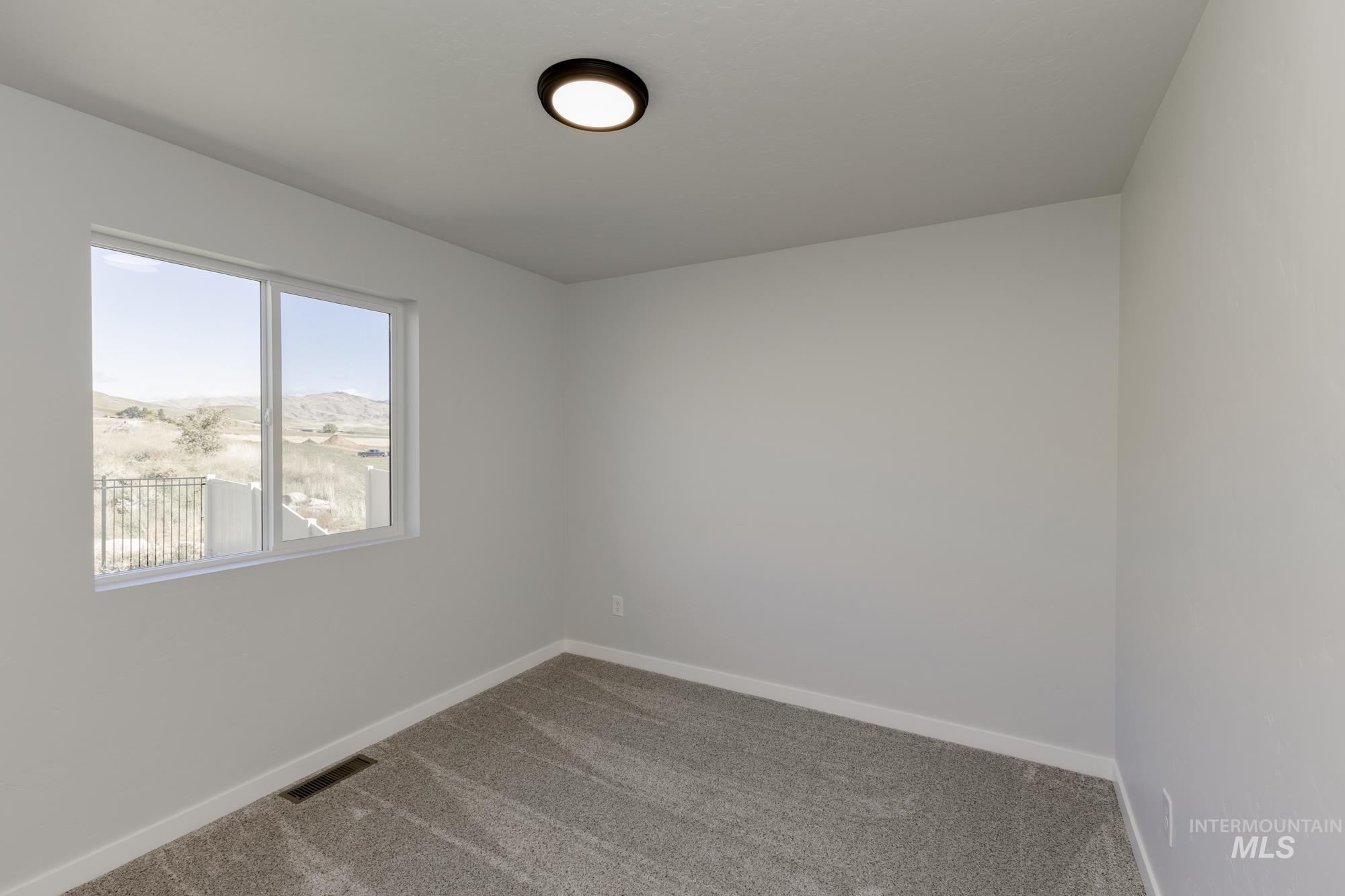 232 Caribou Ct, Horseshoe Bend, Idaho 83629, 3 Bedrooms, 2.5 Bathrooms, Residential For Sale, Price $414,990,MLS 98965239