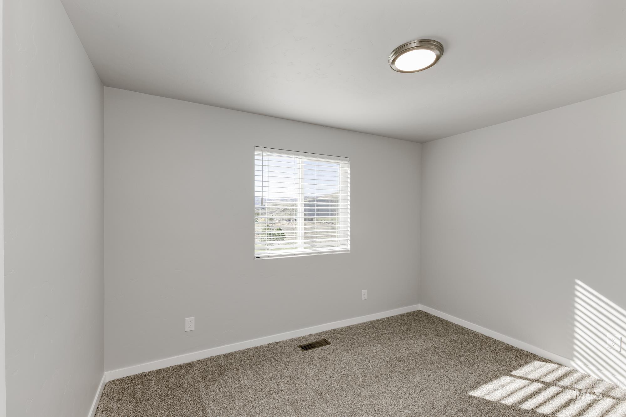 109 Bighorn St, Horseshoe Bend, Idaho 83629, 3 Bedrooms, 2.5 Bathrooms, Residential For Sale, Price $344,990,MLS 98965240