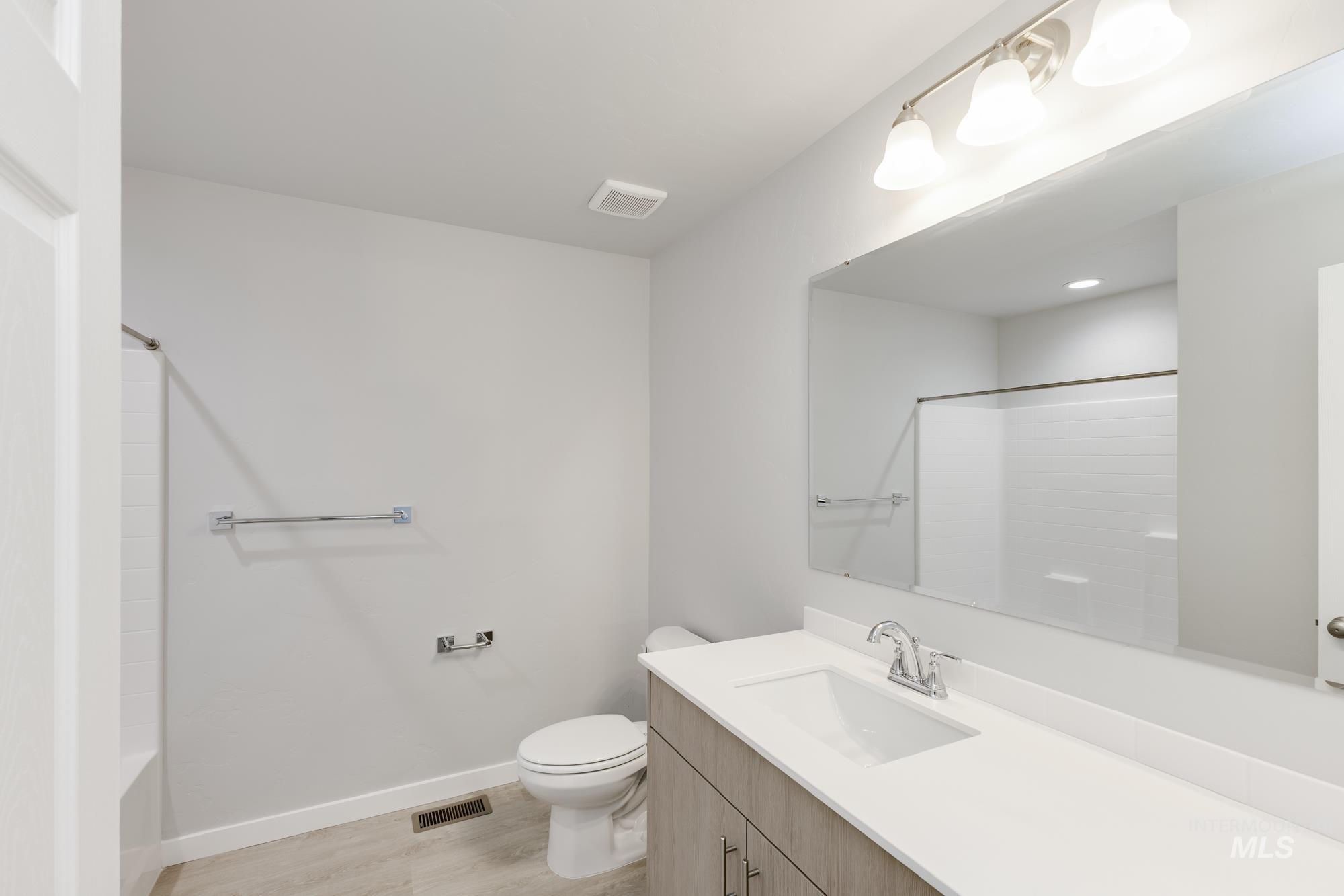 109 Bighorn St, Horseshoe Bend, Idaho 83629, 3 Bedrooms, 2.5 Bathrooms, Residential For Sale, Price $344,990,MLS 98965240