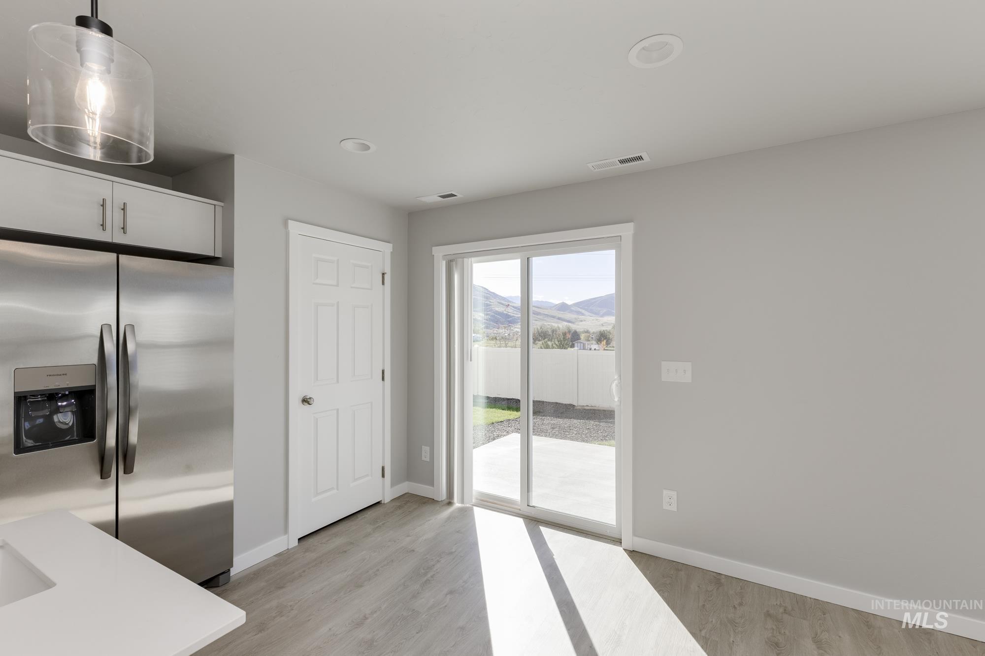 109 Bighorn St, Horseshoe Bend, Idaho 83629, 3 Bedrooms, 2.5 Bathrooms, Residential For Sale, Price $344,990,MLS 98965240