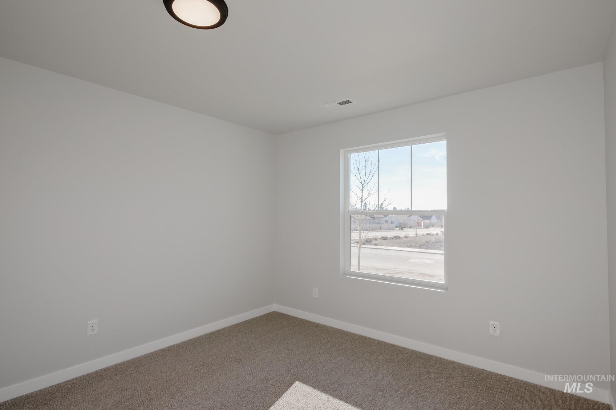 756 Strike Eagle St, Mountain Home, Idaho 83647, 5 Bedrooms, 3 Bathrooms, Residential For Sale, Price $444,990,MLS 98965241