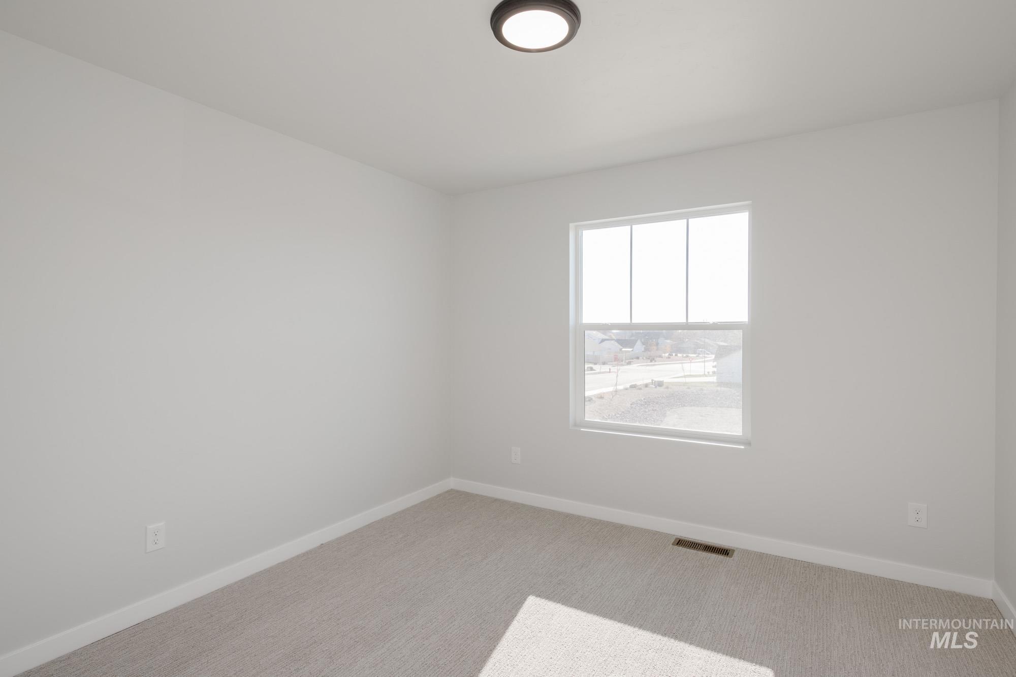 756 Strike Eagle St, Mountain Home, Idaho 83647, 5 Bedrooms, 3 Bathrooms, Residential For Sale, Price $444,990,MLS 98965241