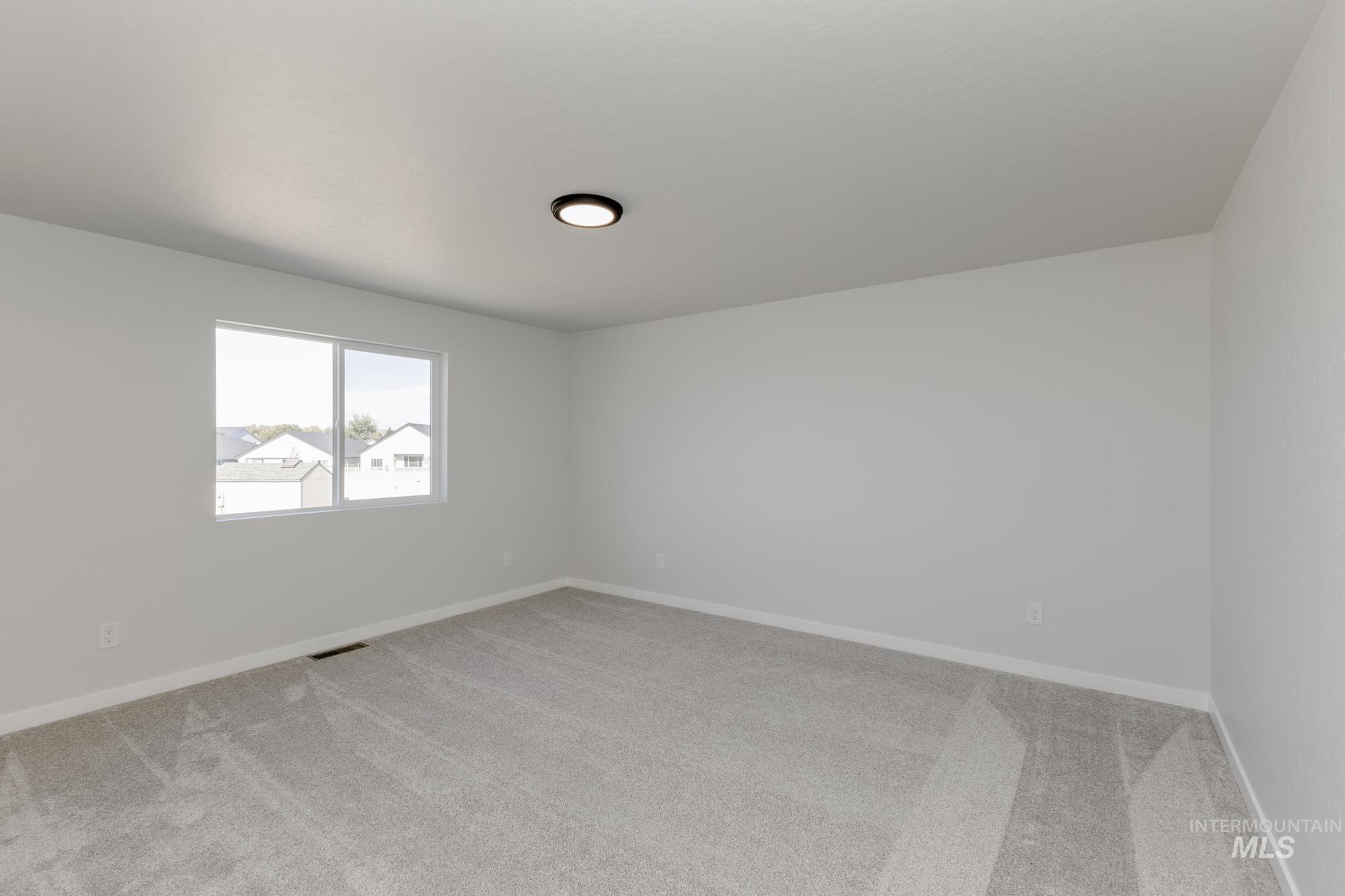 2465 N Silver Wolf Ave, Star, Idaho 83669, 4 Bedrooms, 2.5 Bathrooms, Residential For Sale, Price $484,990,MLS 98965244