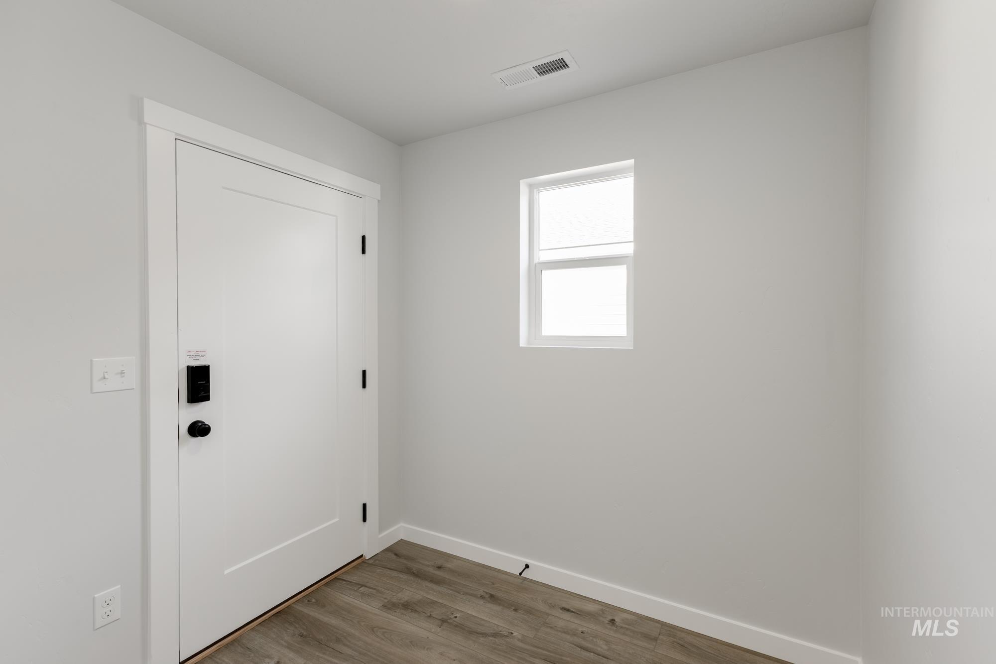 7006 S Old Farm Ave, Meridian, Idaho 83642, 3 Bedrooms, 2.5 Bathrooms, Residential For Sale, Price $440,990,MLS 98965246