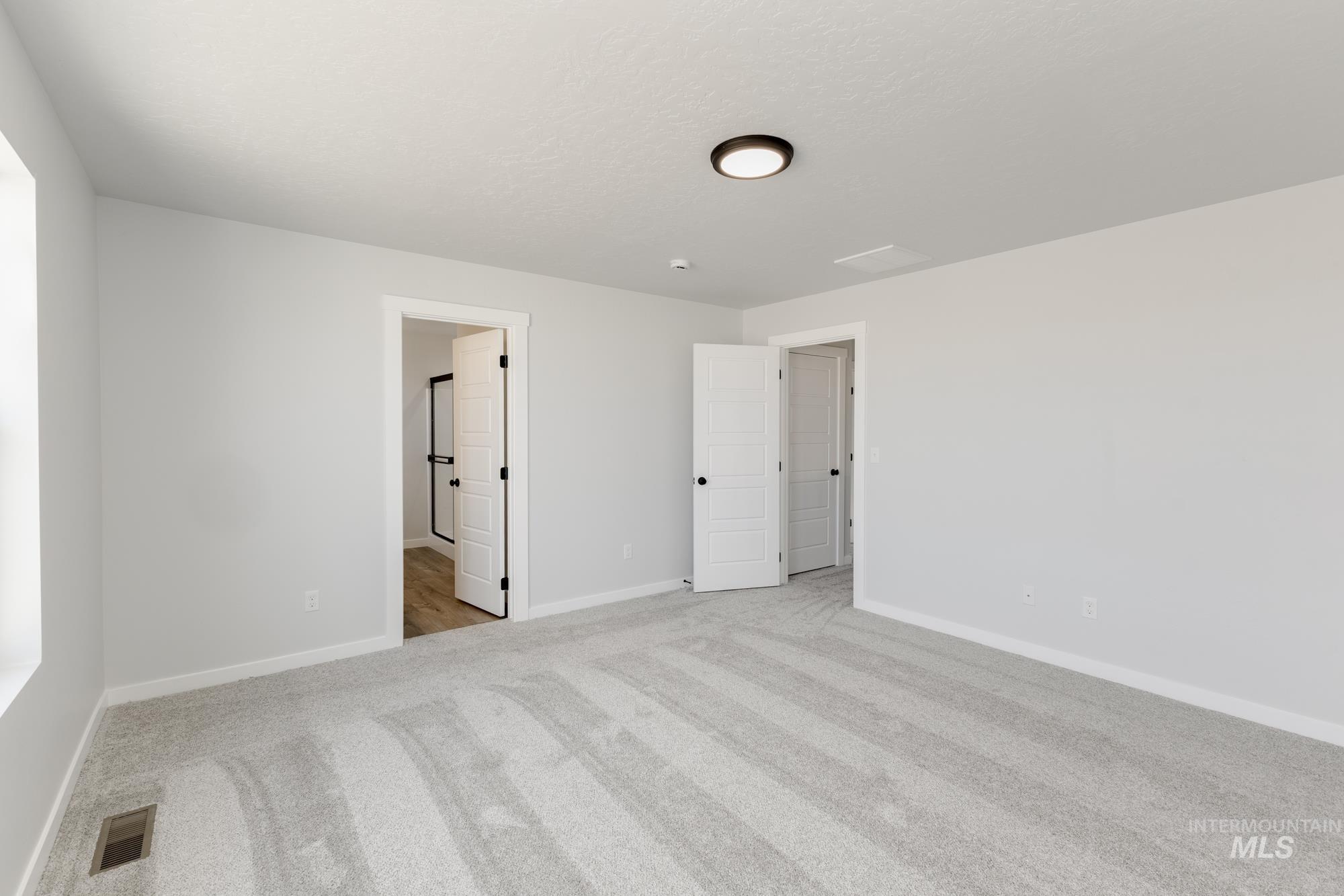 7006 S Old Farm Ave, Meridian, Idaho 83642, 3 Bedrooms, 2.5 Bathrooms, Residential For Sale, Price $439,990, 98965246