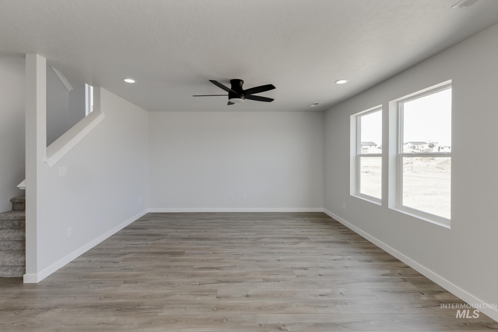 7006 S Old Farm Ave, Meridian, Idaho 83642, 3 Bedrooms, 2.5 Bathrooms, Residential For Sale, Price $440,990,MLS 98965246