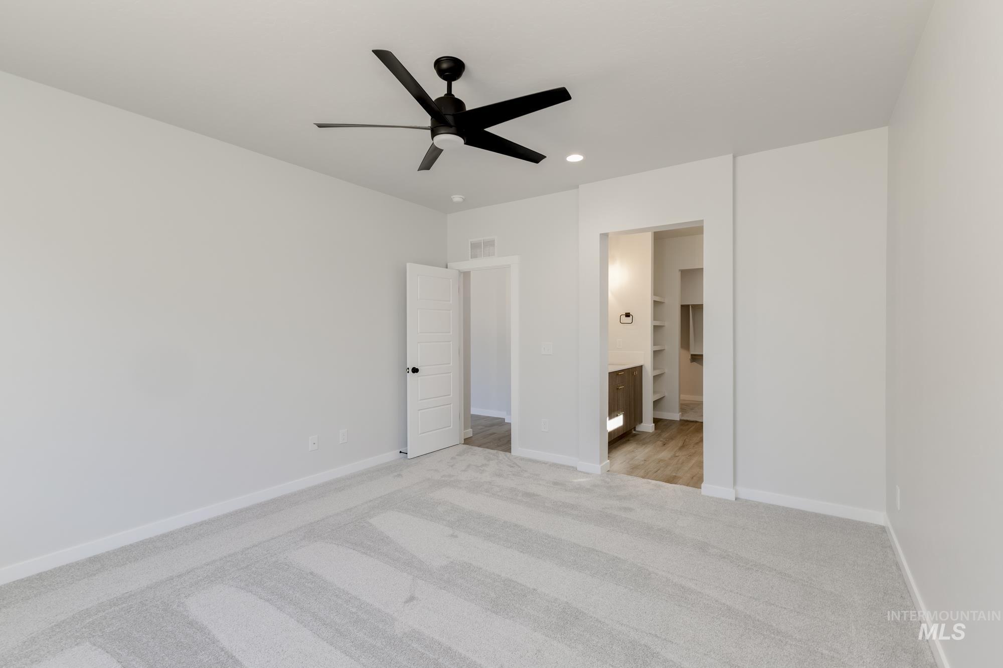 2459 N Silver Wolf Ave, Star, Idaho 83669, 3 Bedrooms, 2 Bathrooms, Residential For Sale, Price $464,990,MLS 98965247