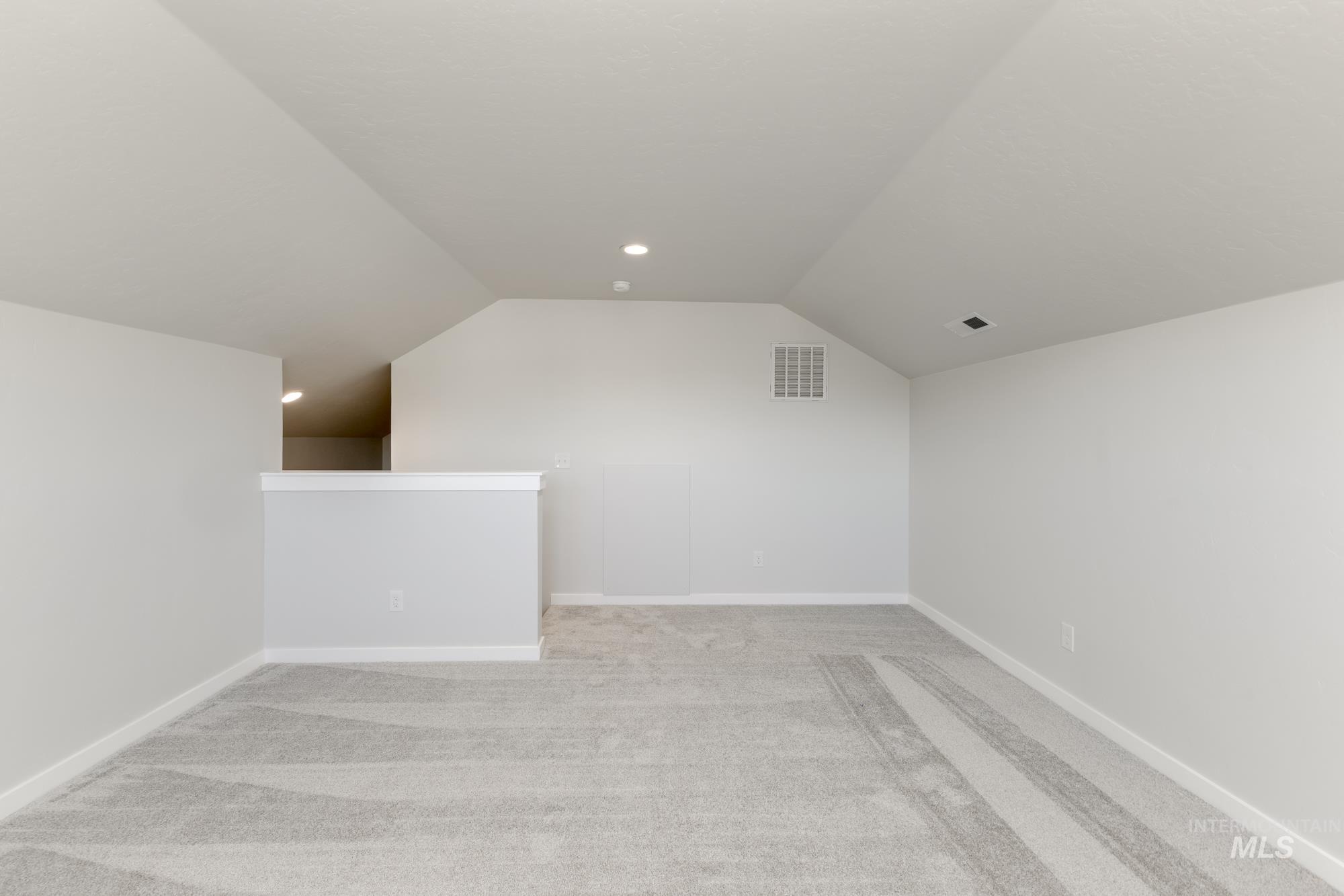 2459 N Silver Wolf Ave, Star, Idaho 83669, 3 Bedrooms, 2 Bathrooms, Residential For Sale, Price $464,990,MLS 98965247