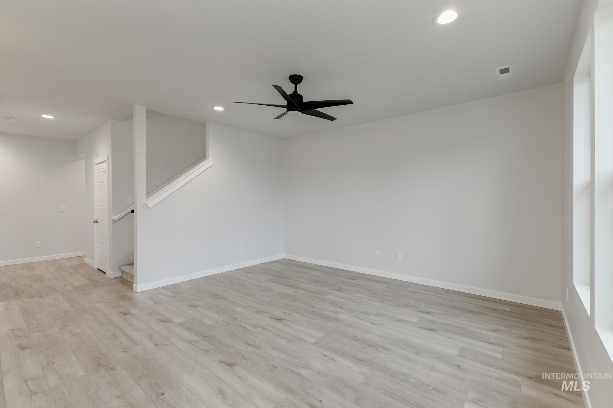 3684 W Dover St, Meridian, Idaho 83642, 3 Bedrooms, 2.5 Bathrooms, Residential For Sale, Price $474,990,MLS 98965255