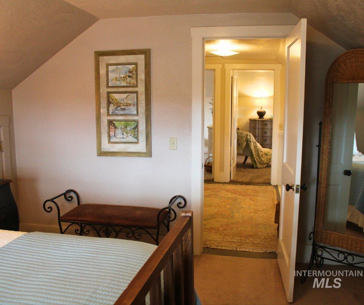 19234 Top Road, Caldwell, Idaho 83607, 3 Bedrooms, 2 Bathrooms, Farm & Ranch For Sale, Price $1,199,000,MLS 98965256