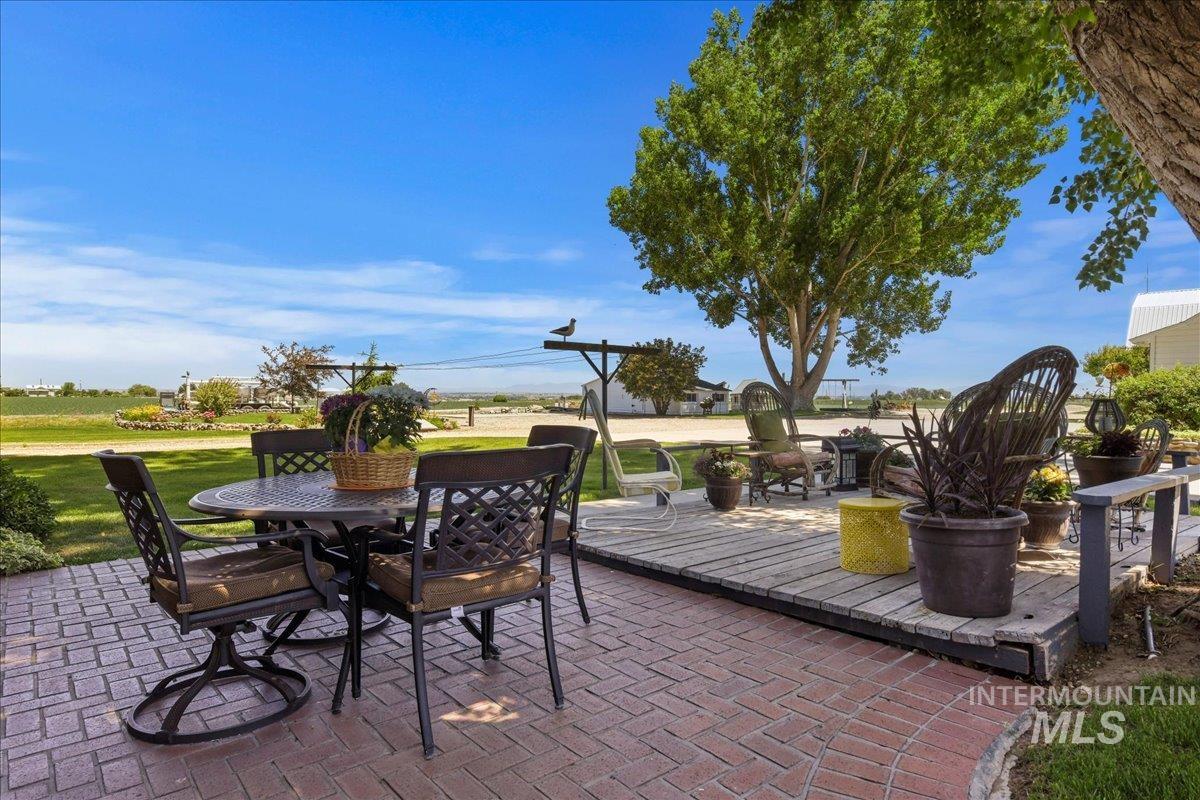 19234 Top Road, Caldwell, Idaho 83607, 3 Bedrooms, 2 Bathrooms, Farm & Ranch For Sale, Price $1,199,000,MLS 98965256