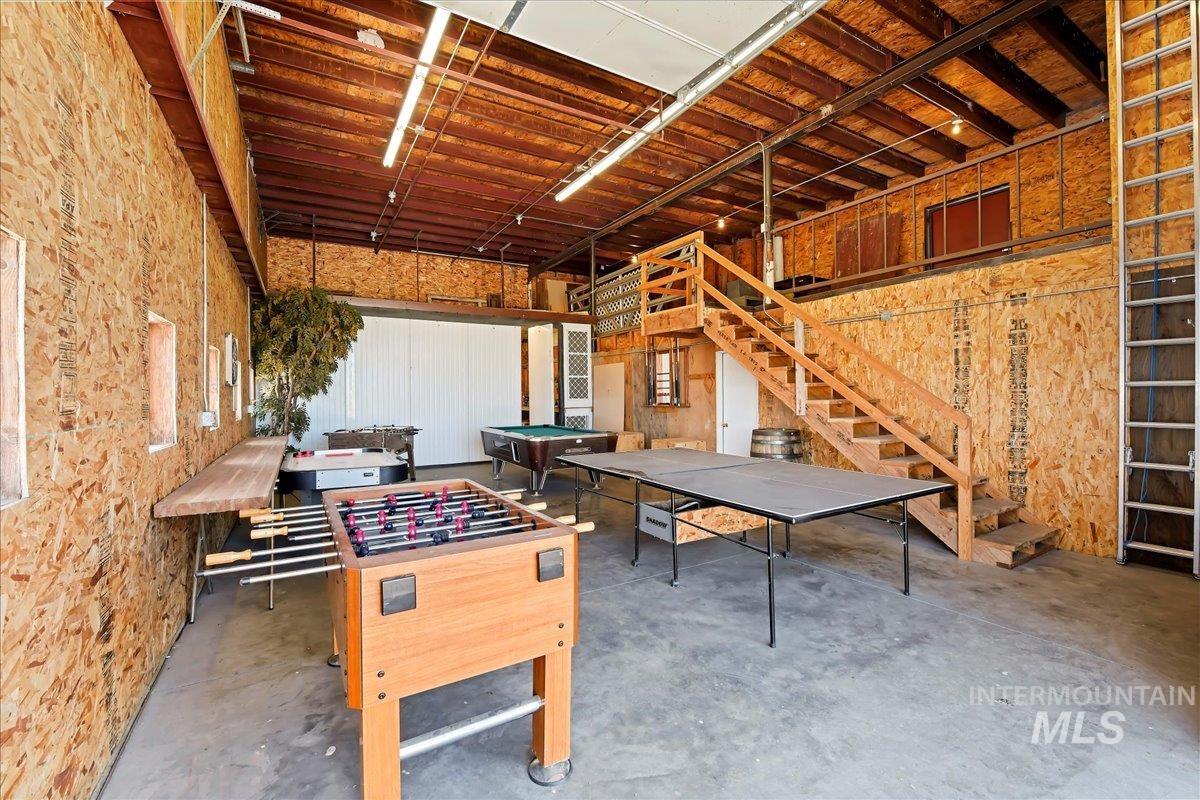 19234 Top Road, Caldwell, Idaho 83607, 3 Bedrooms, 2 Bathrooms, Farm & Ranch For Sale, Price $1,199,000,MLS 98965256