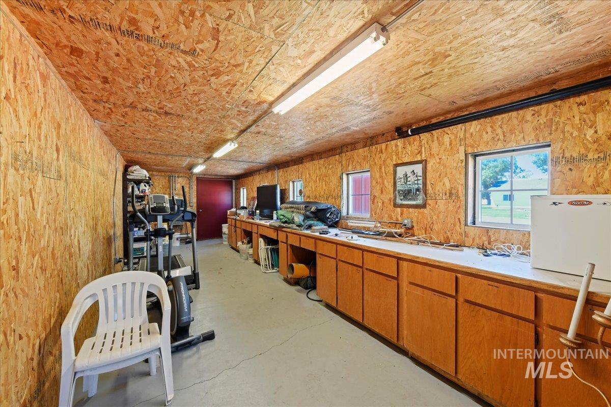 19234 Top Road, Caldwell, Idaho 83607, 3 Bedrooms, 2 Bathrooms, Farm & Ranch For Sale, Price $1,199,000,MLS 98965256