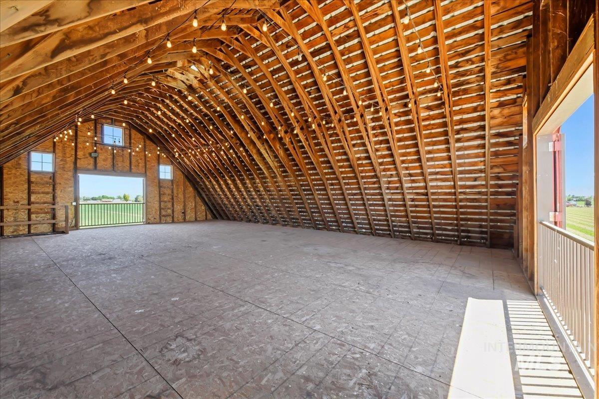 19234 Top Road, Caldwell, Idaho 83607, 3 Bedrooms, 2 Bathrooms, Farm & Ranch For Sale, Price $1,199,000,MLS 98965256