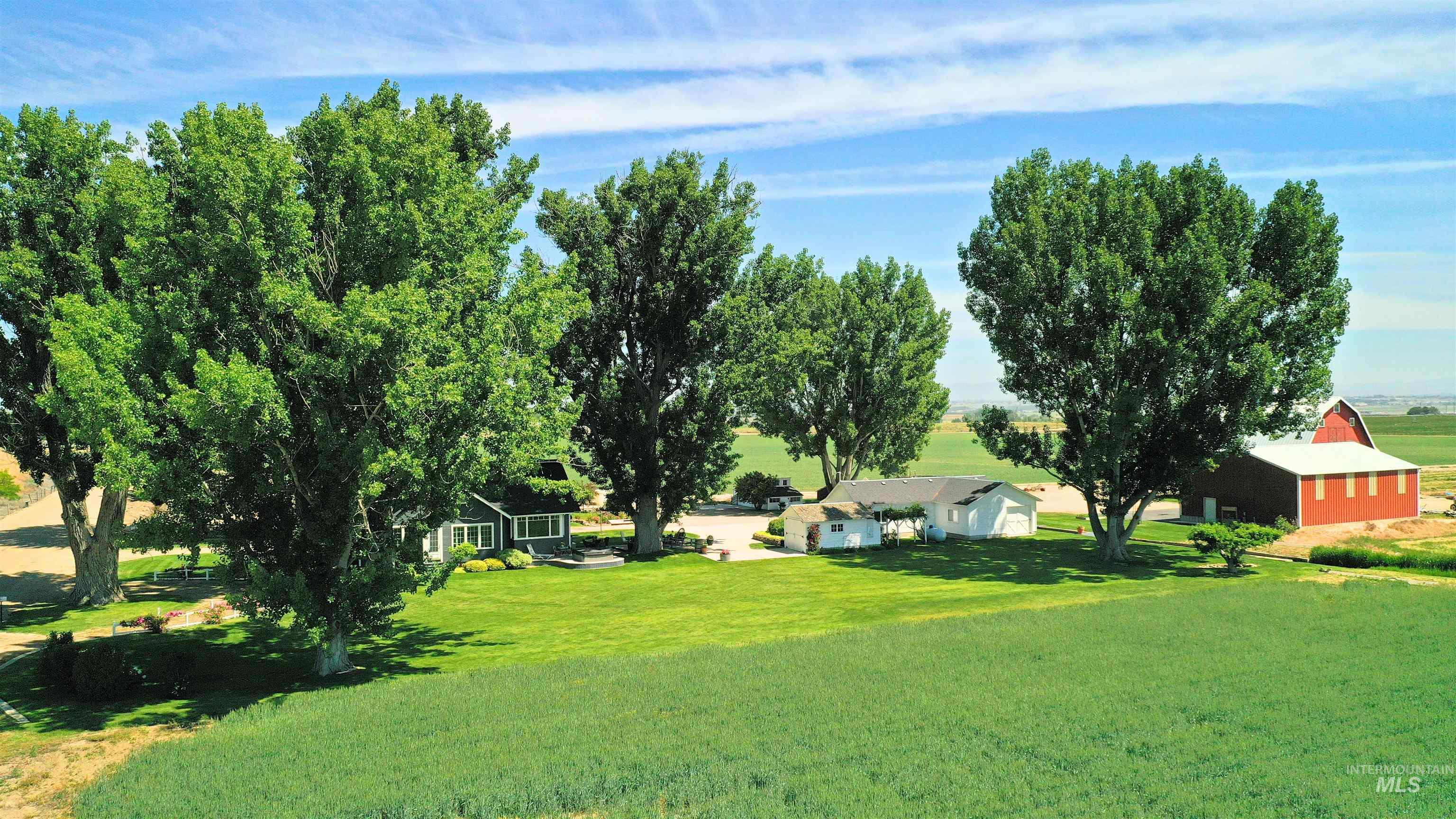 19234 Top Road, Caldwell, Idaho 83607, 3 Bedrooms, 2 Bathrooms, Farm & Ranch For Sale, Price $1,199,000,MLS 98965256