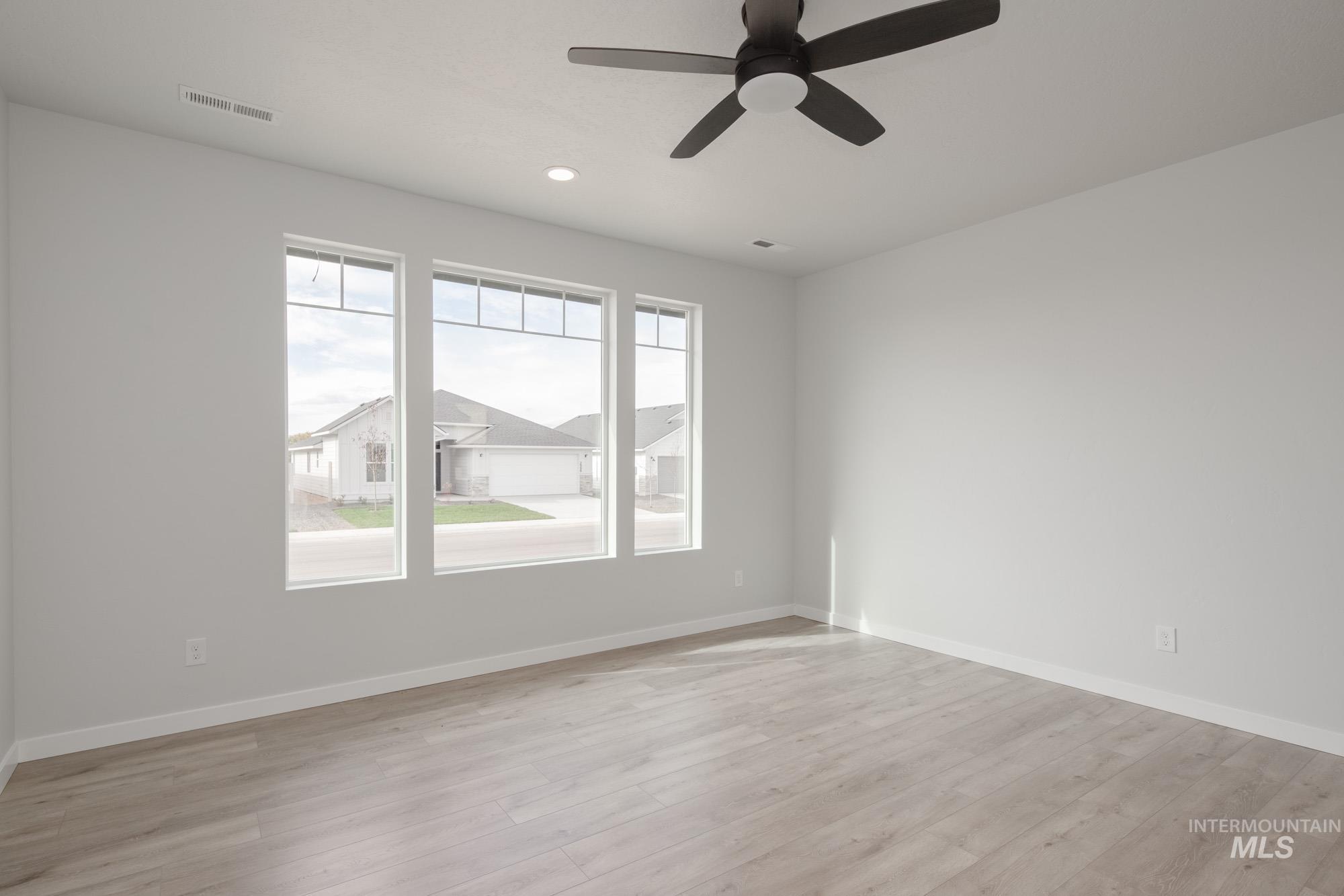 3002 E Boulder Basin Dr, Kuna, Idaho 83634, 3 Bedrooms, 2.5 Bathrooms, Residential For Sale, Price $414,990,MLS 98965261