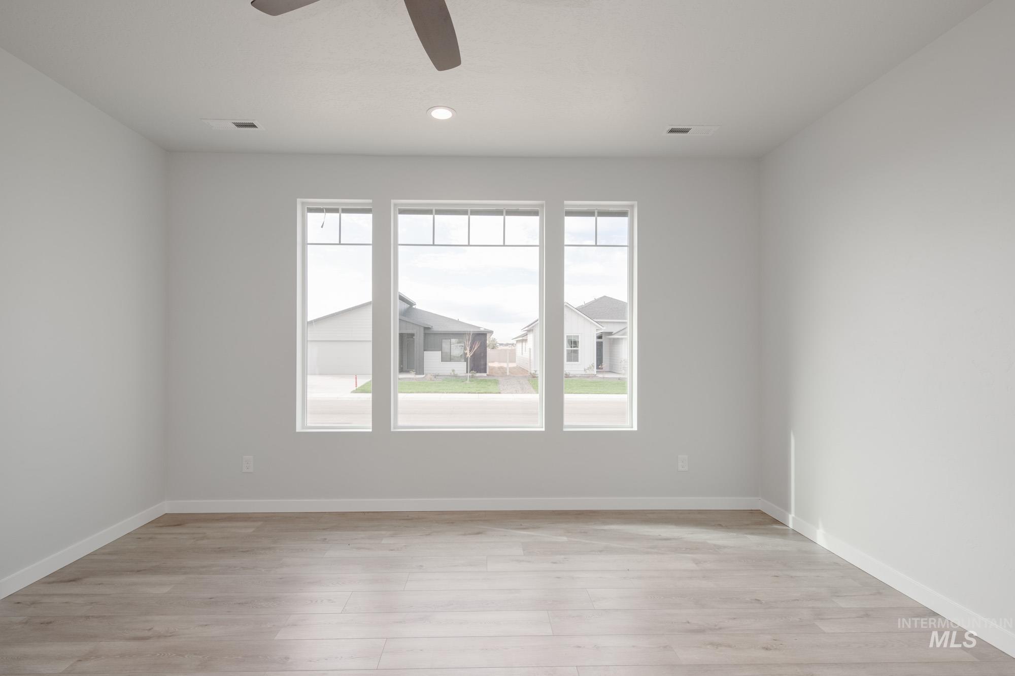 3002 E Boulder Basin Dr, Kuna, Idaho 83634, 3 Bedrooms, 2.5 Bathrooms, Residential For Sale, Price $414,990,MLS 98965261