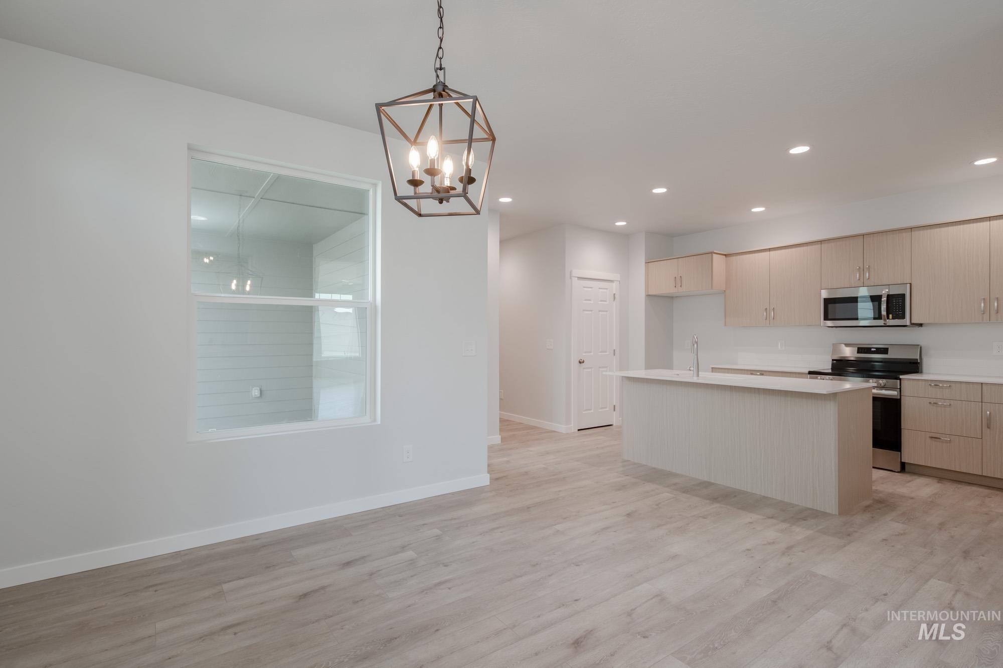 3002 E Boulder Basin Dr, Kuna, Idaho 83634, 3 Bedrooms, 2.5 Bathrooms, Residential For Sale, Price $414,990,MLS 98965261