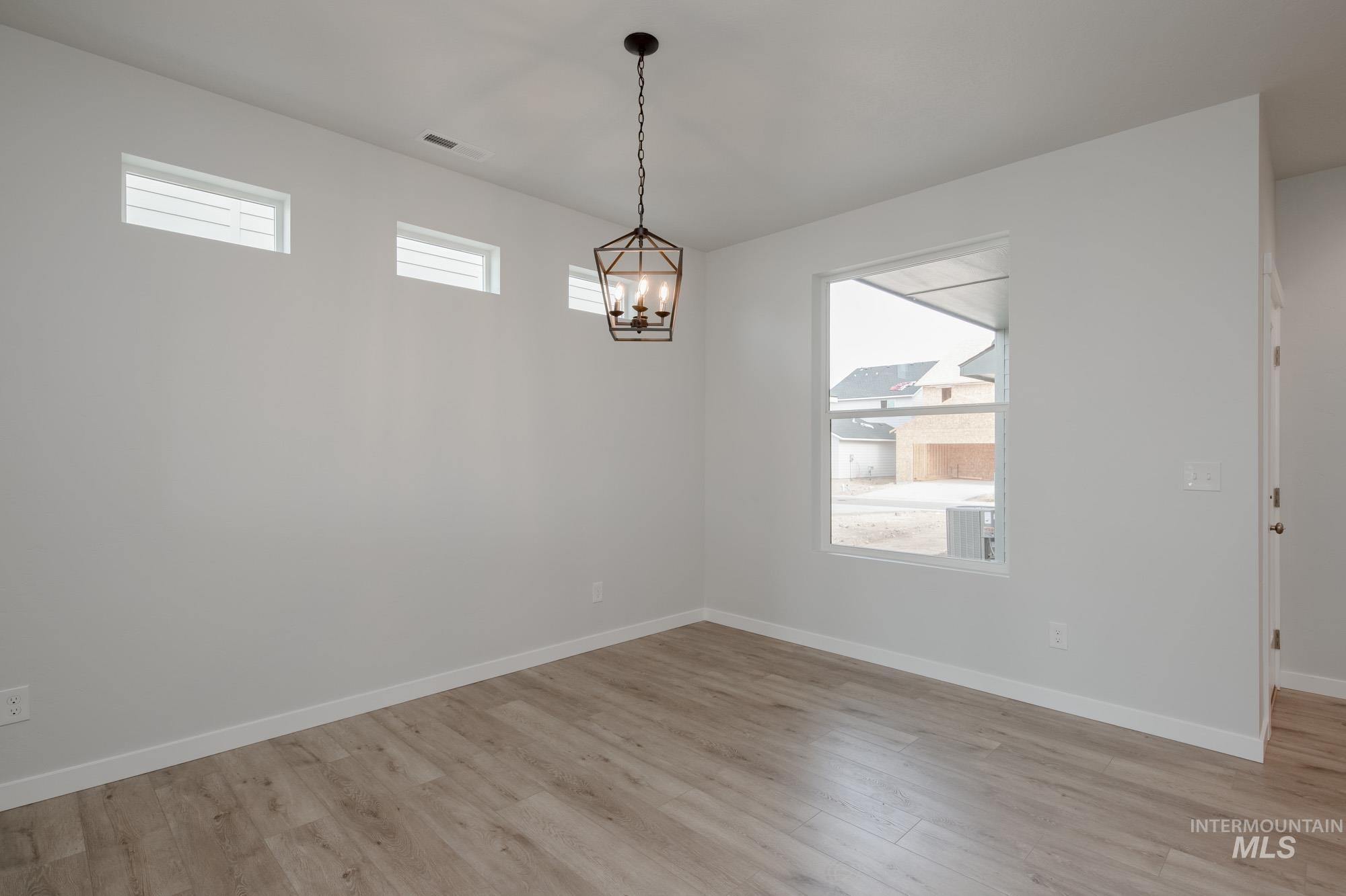 3002 E Boulder Basin Dr, Kuna, Idaho 83634, 3 Bedrooms, 2.5 Bathrooms, Residential For Sale, Price $414,990,MLS 98965261